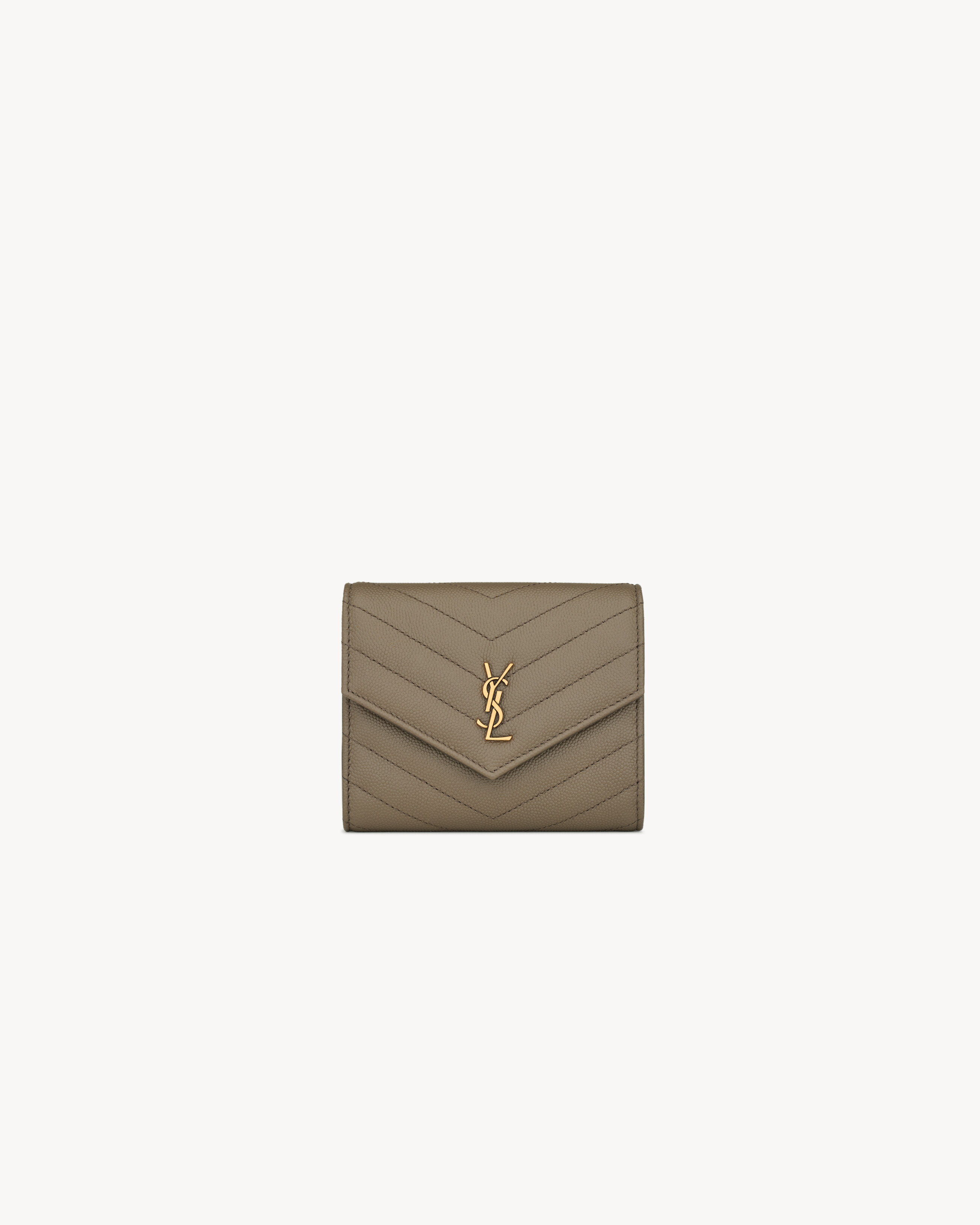 CASSANDRE compact tri fold wallet in GRAIN DE POUDRE leather