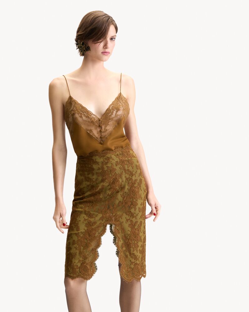 CASSANDRE split pencil skirt in lace