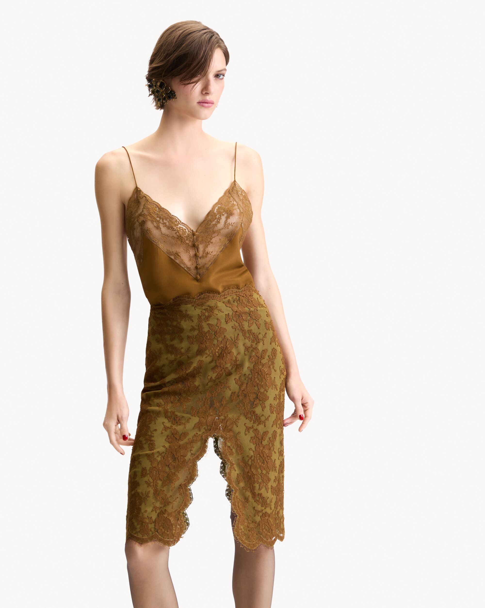 CASSANDRE split pencil skirt in lace