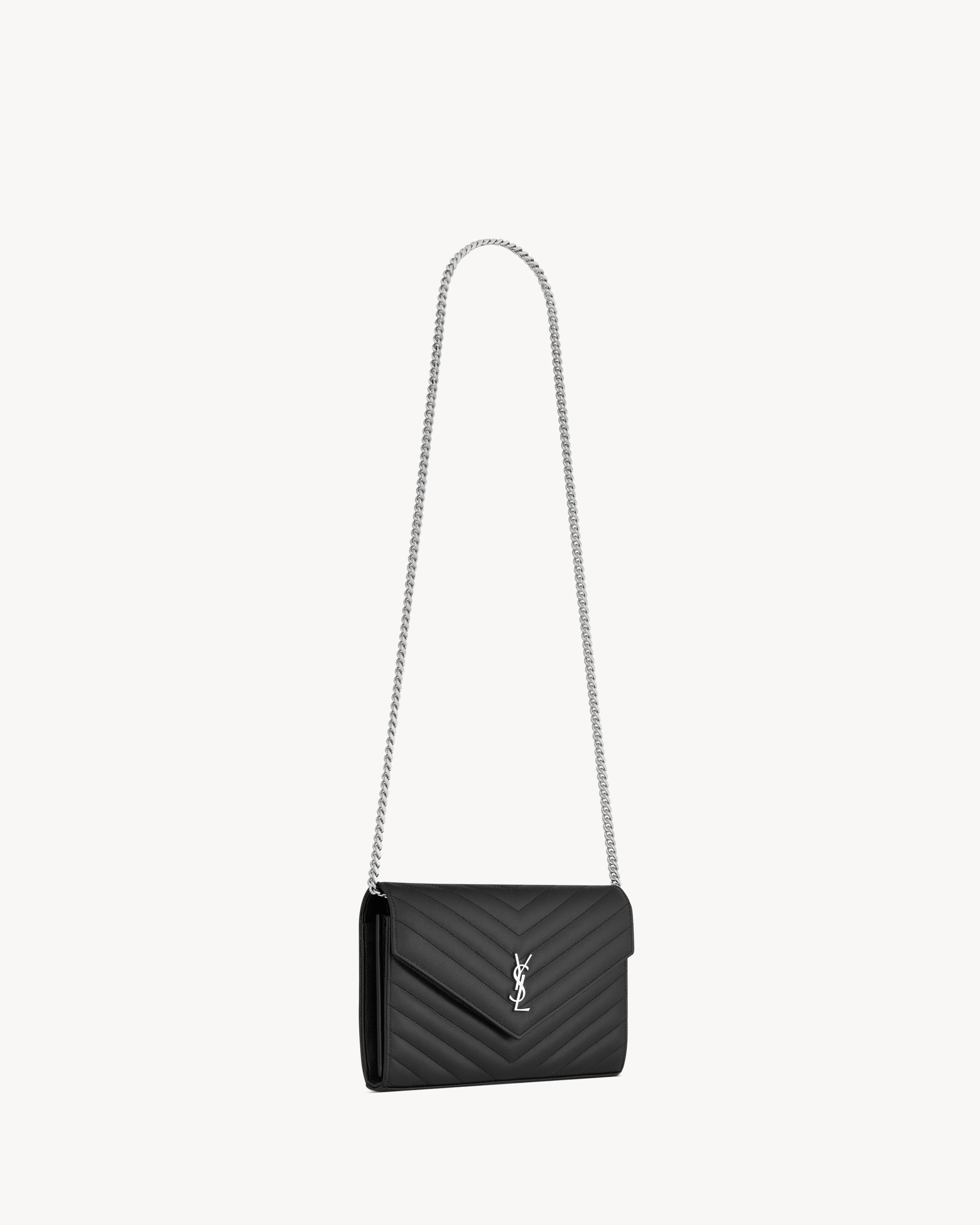 CLASSIC CASSANDRE CHAIN WALLET IN GRAIN DE POUDRE LEATHER