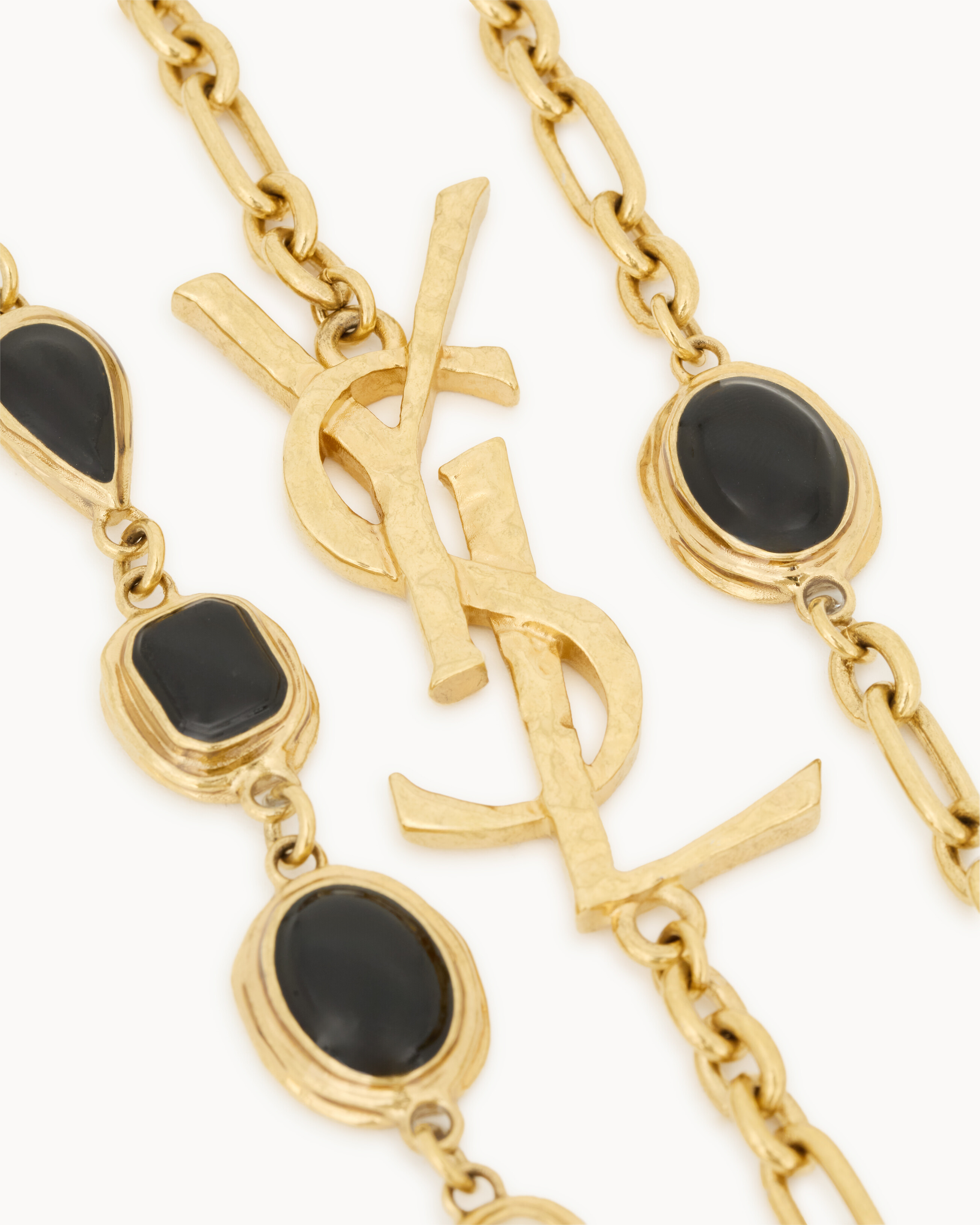 CASSANDRE necklace in enamel, resin, and metal