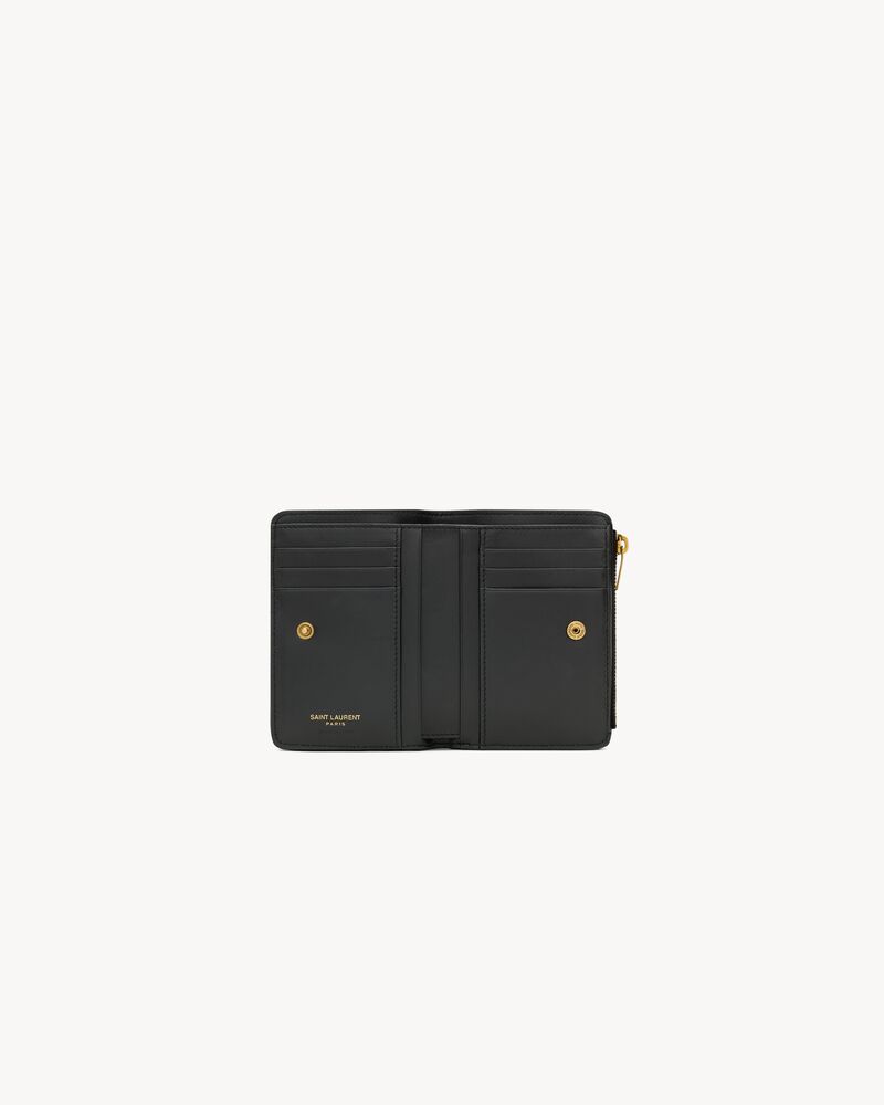 NIKI bi-fold wallet in vintage leather