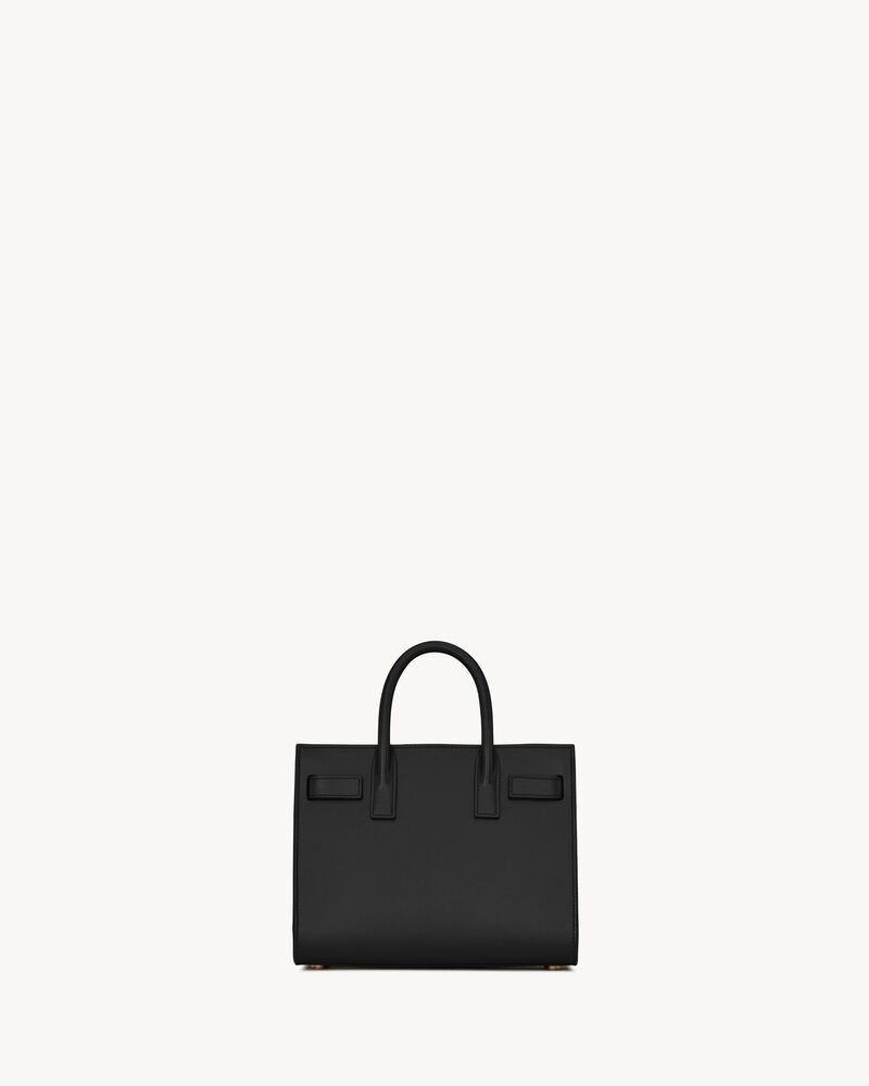 SAC DE JOUR IN SMOOTH LEATHER – NANO