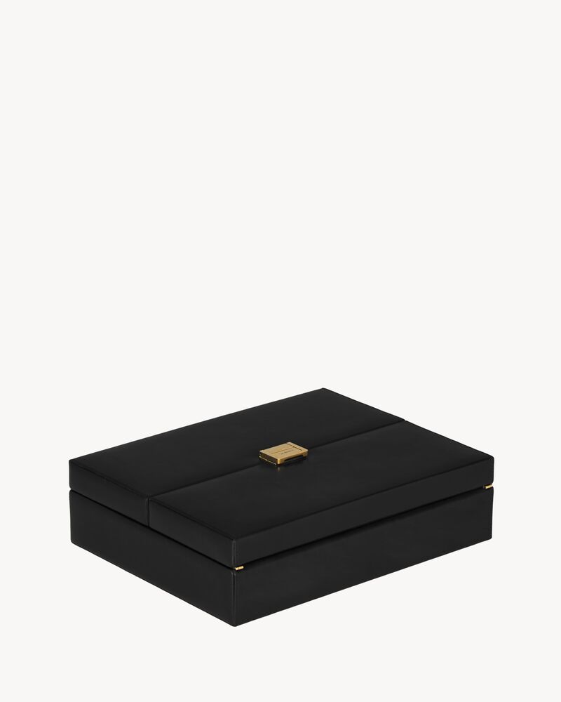 BOÎTE À BIJOUX EN CUIR