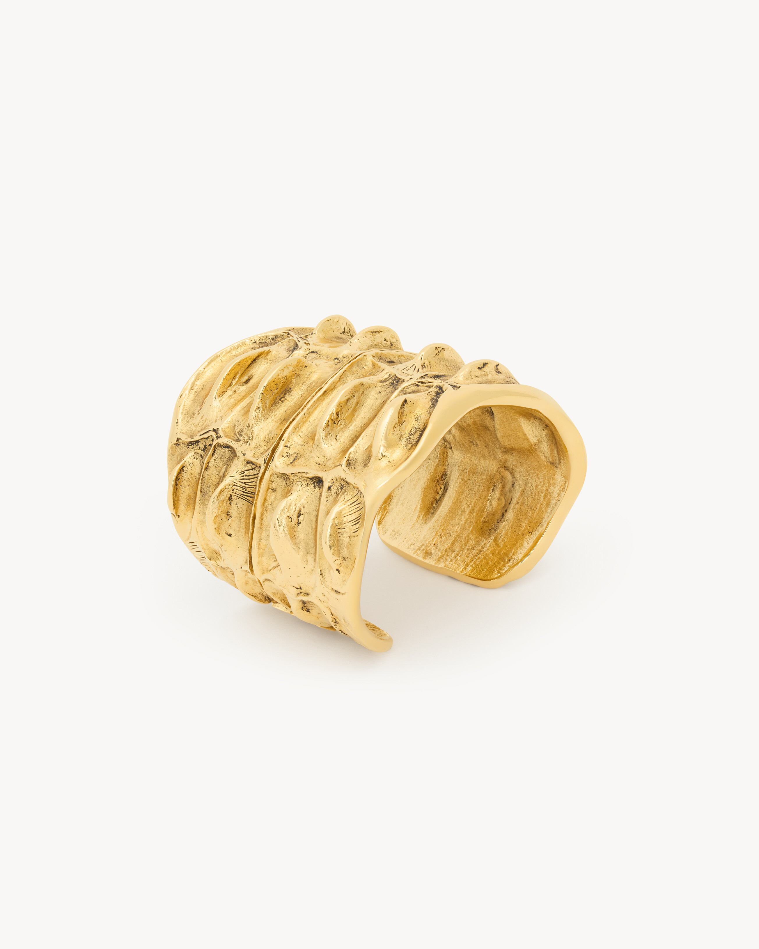 crocodile cuff in metal