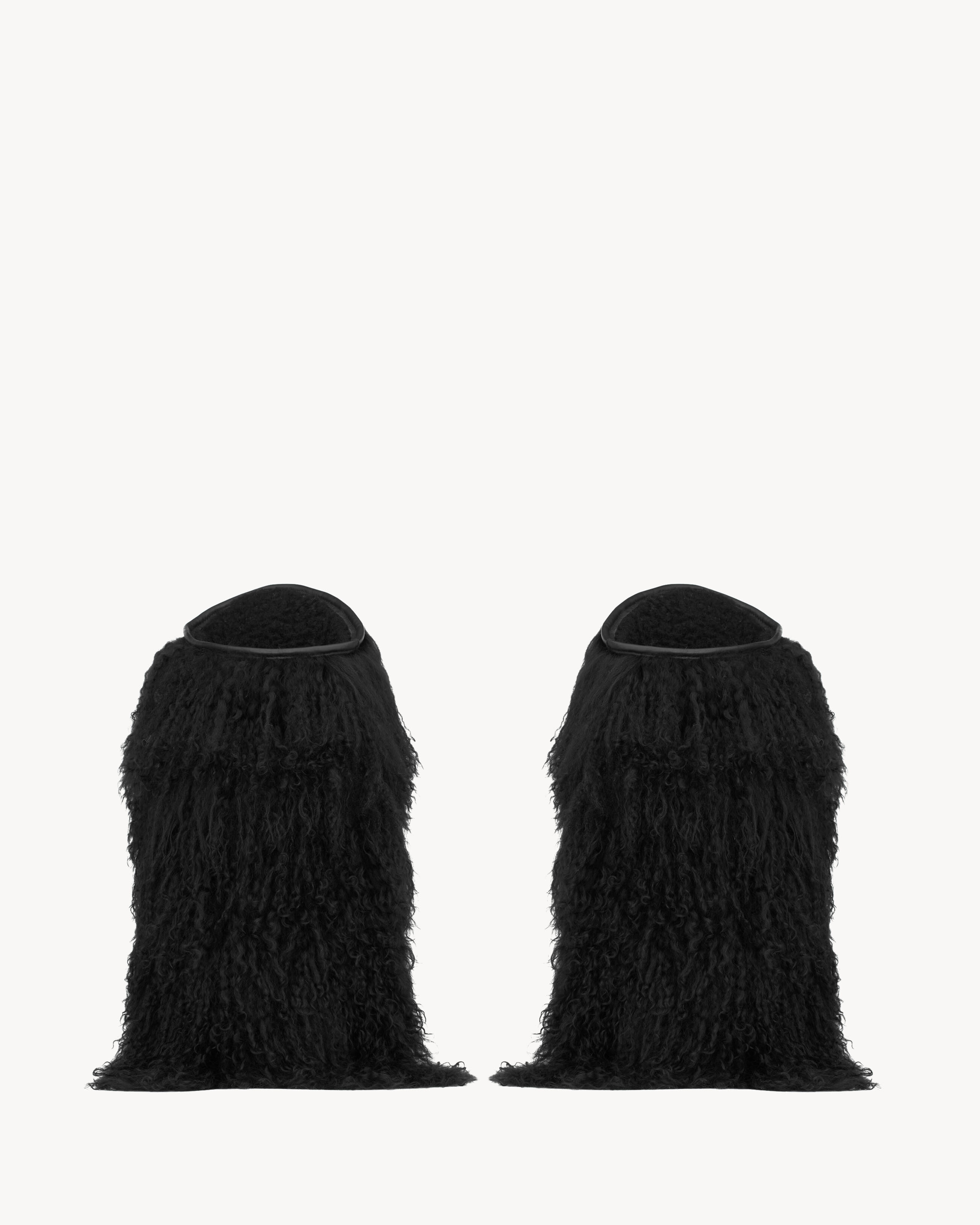 SNOW BOOTS IN SHEARLING