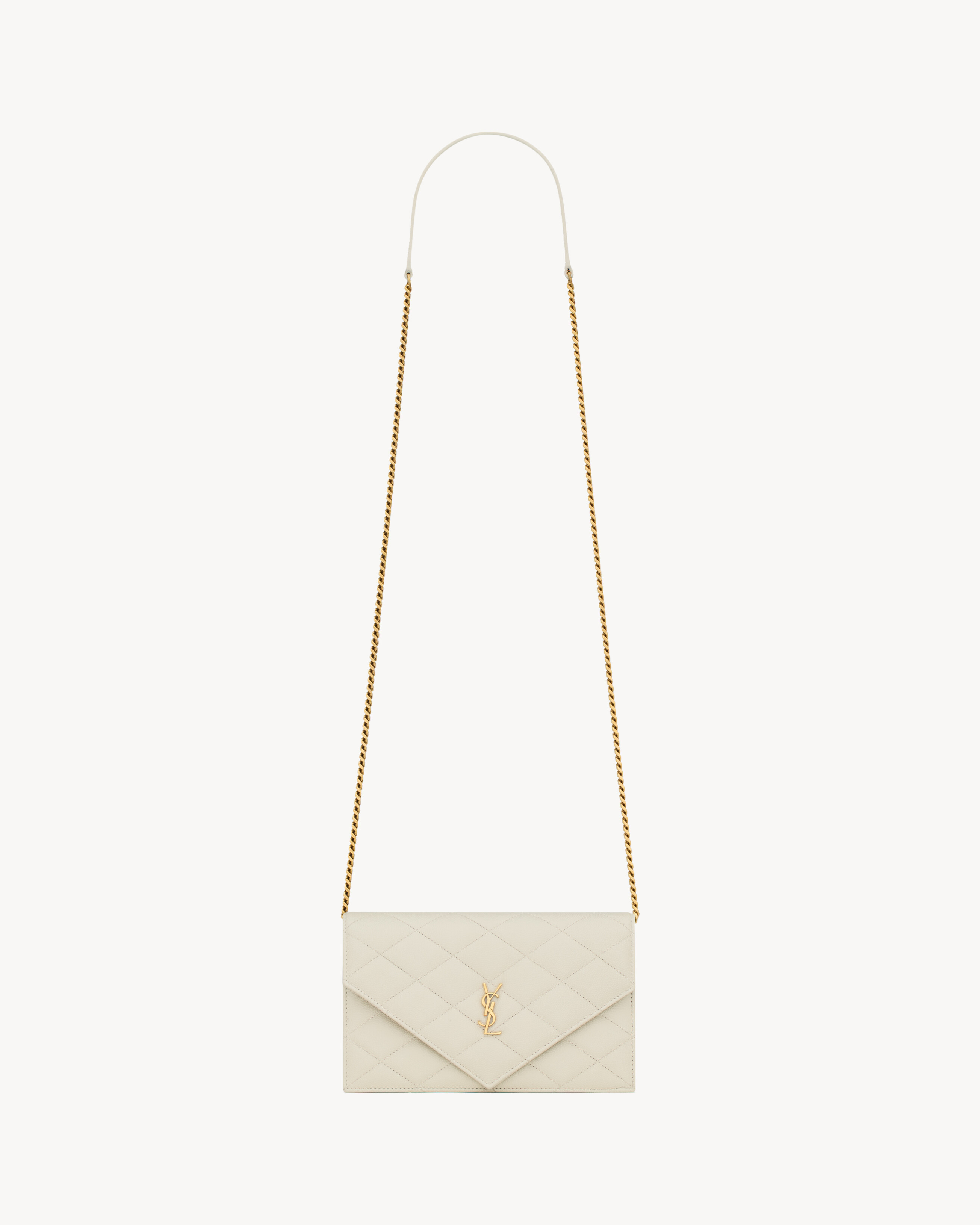 PARIS chain wallet in GRAIN DE POUDRE leather