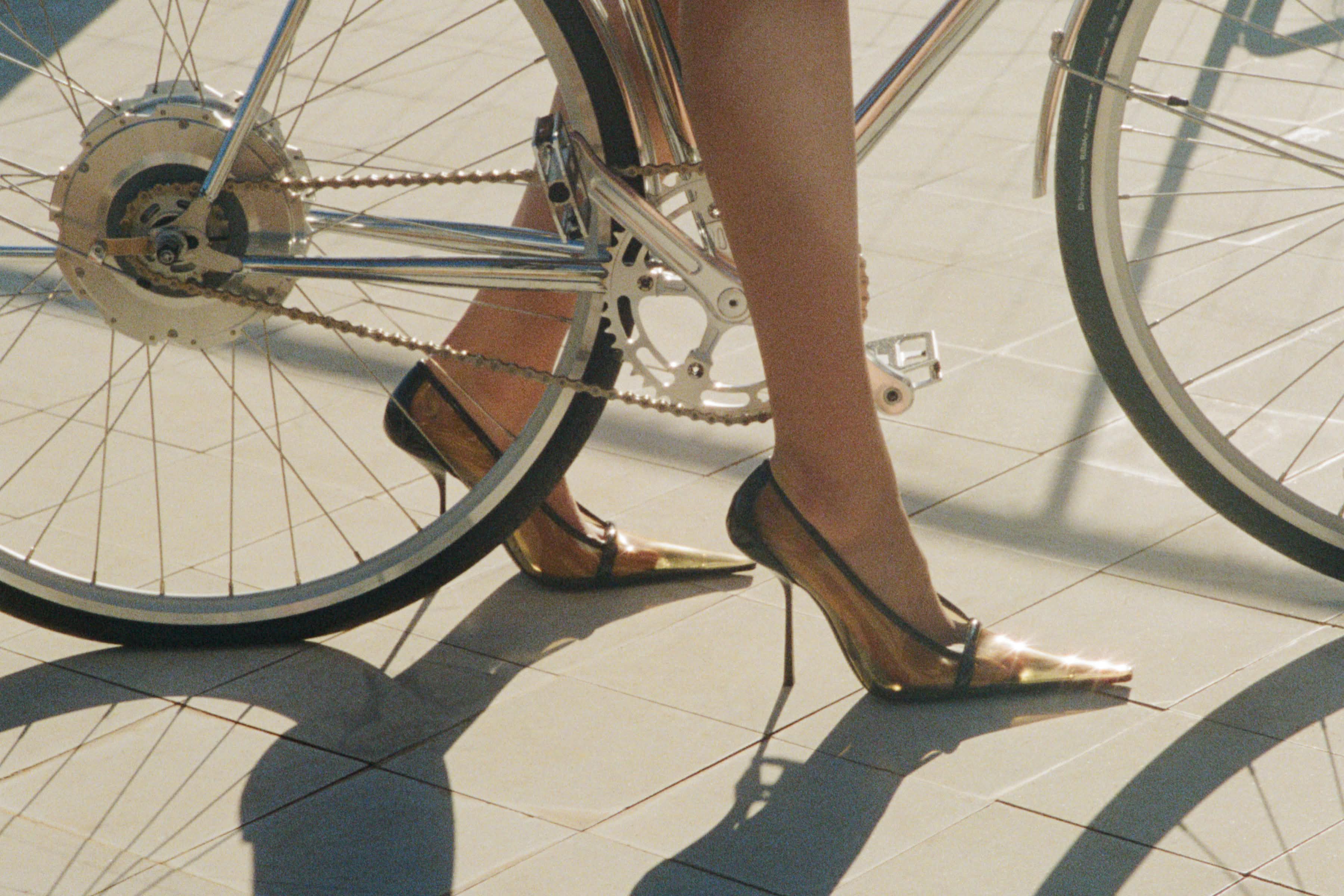 SUMMER MOOD PT2 > Single 3 SHOES