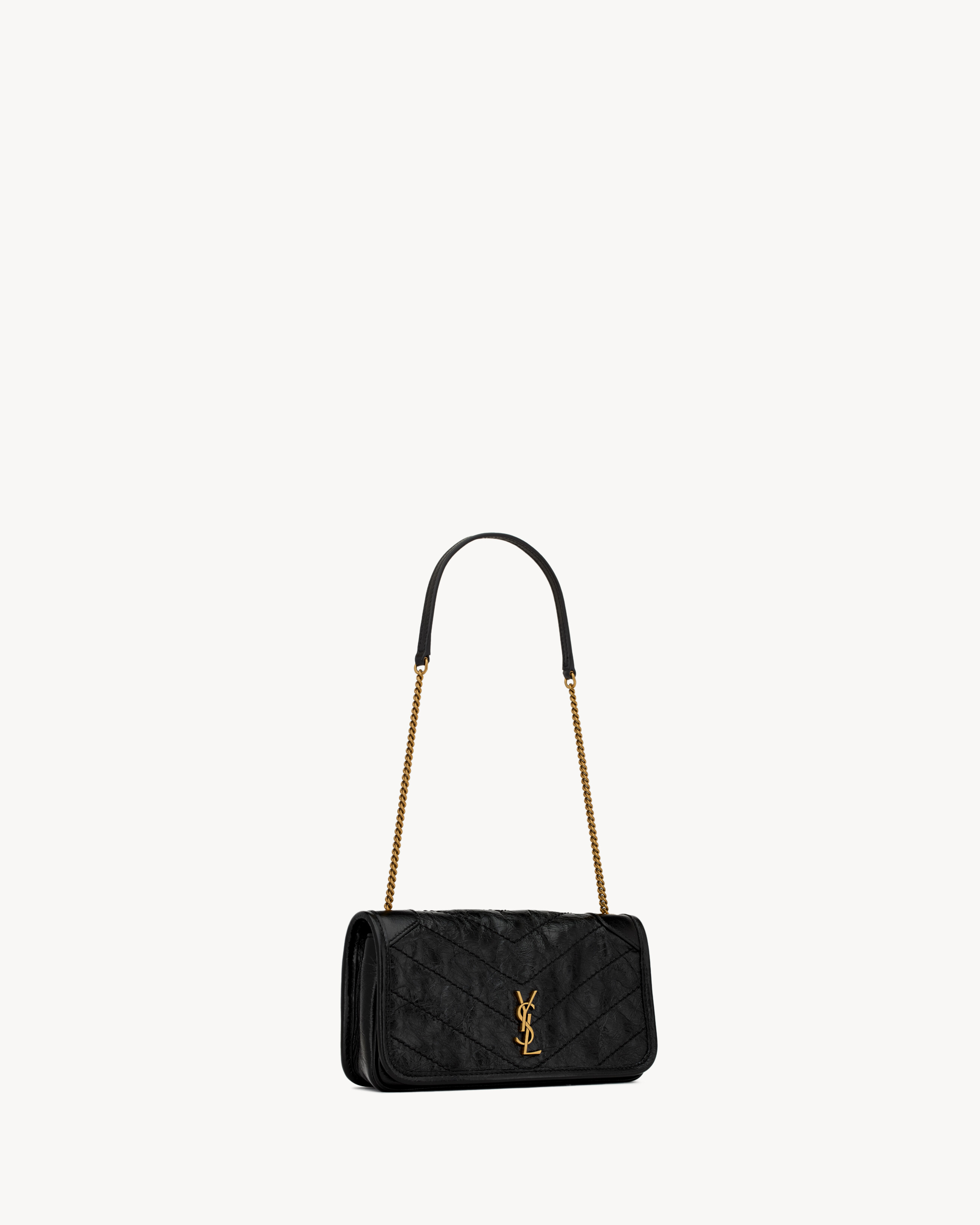 NIKI chain pouch in vintage leather
