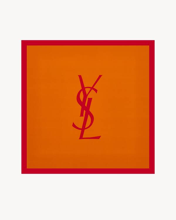 CASSANDRE square scarf in silk twill