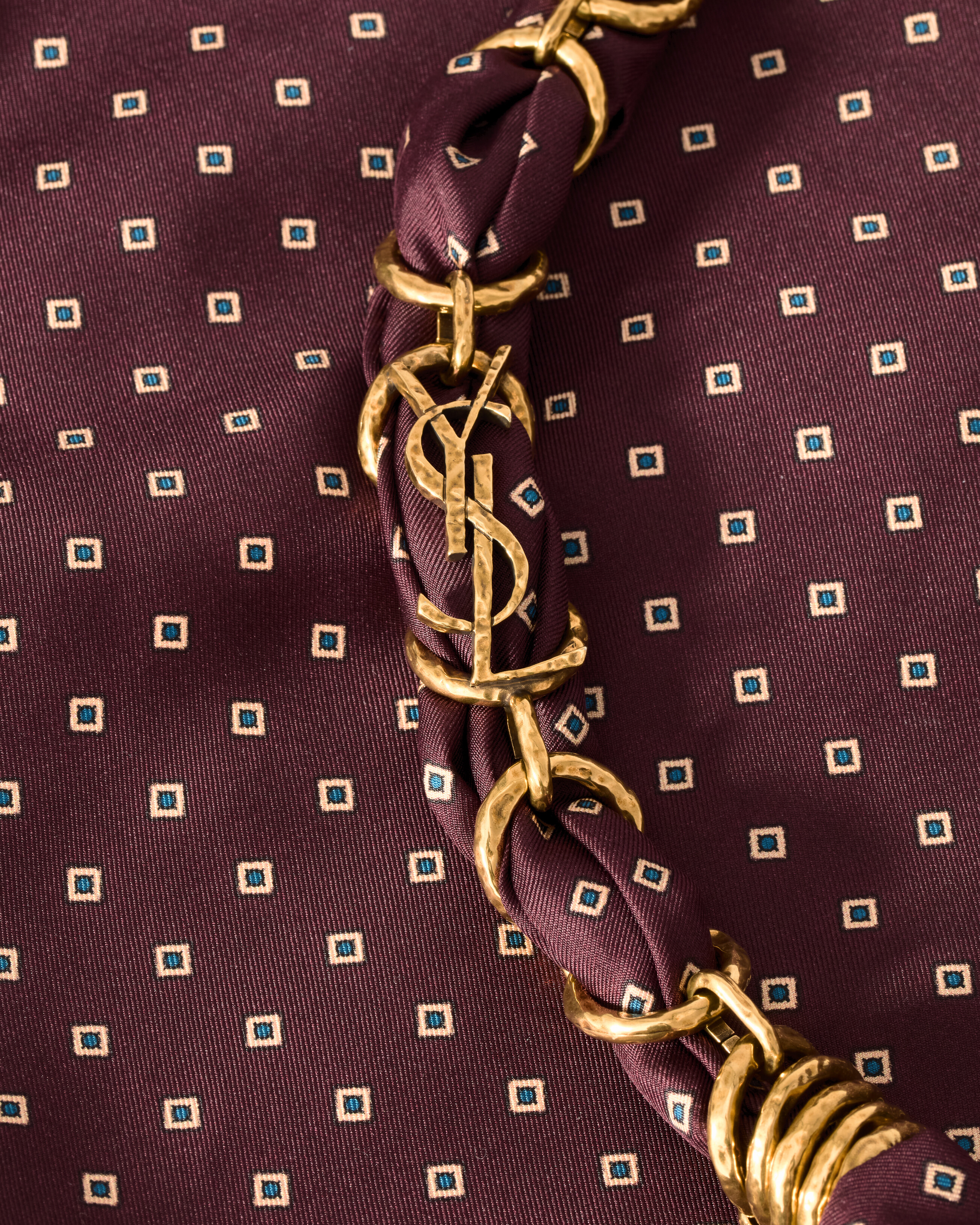 AMALIA in satin