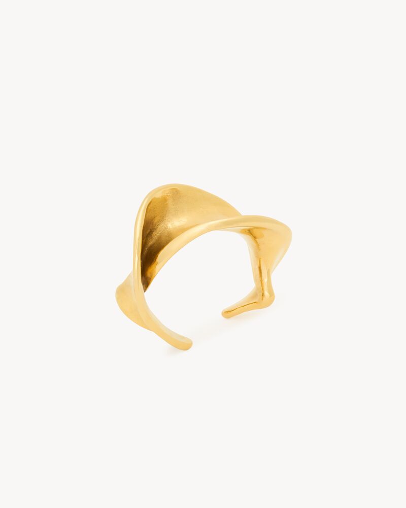 wavy cuff in metal