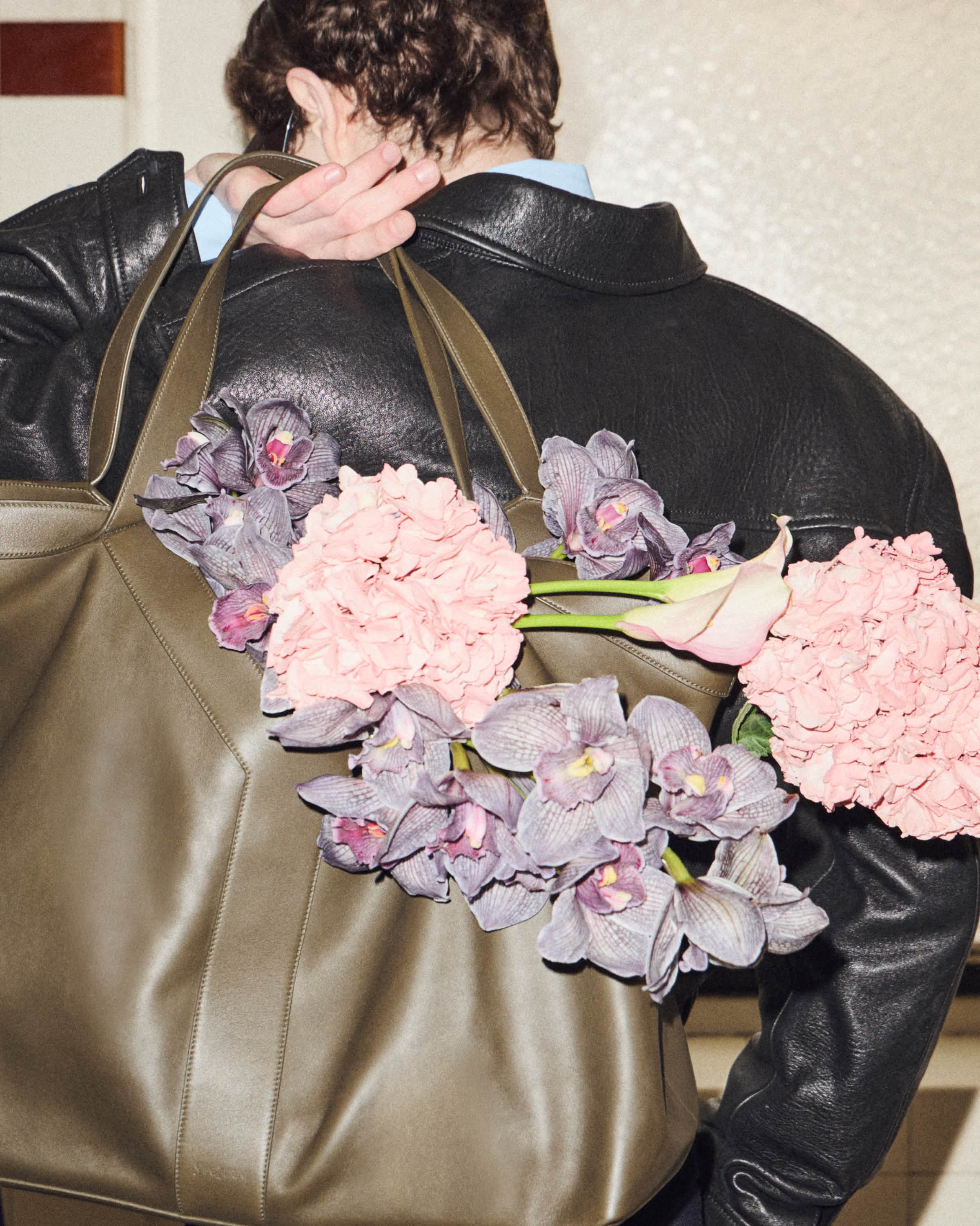 WSummer 26 Campaign SUMMER/SPRING26 > Single 5