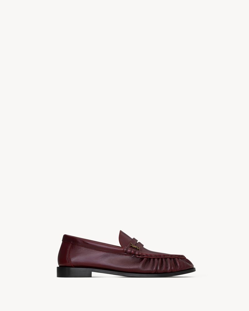 LE LOAFER supple in smooth leather