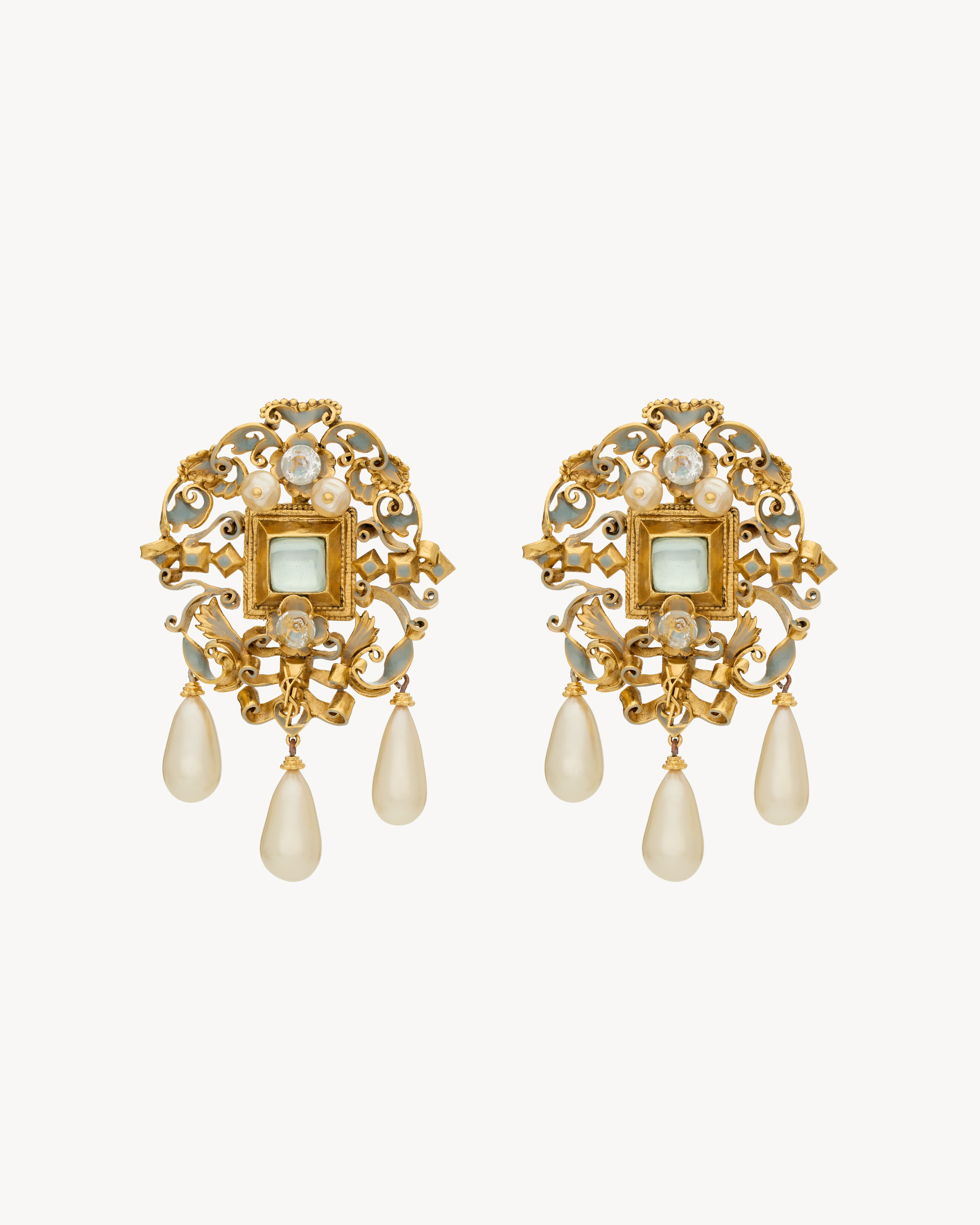 princess earrings in resin and metal