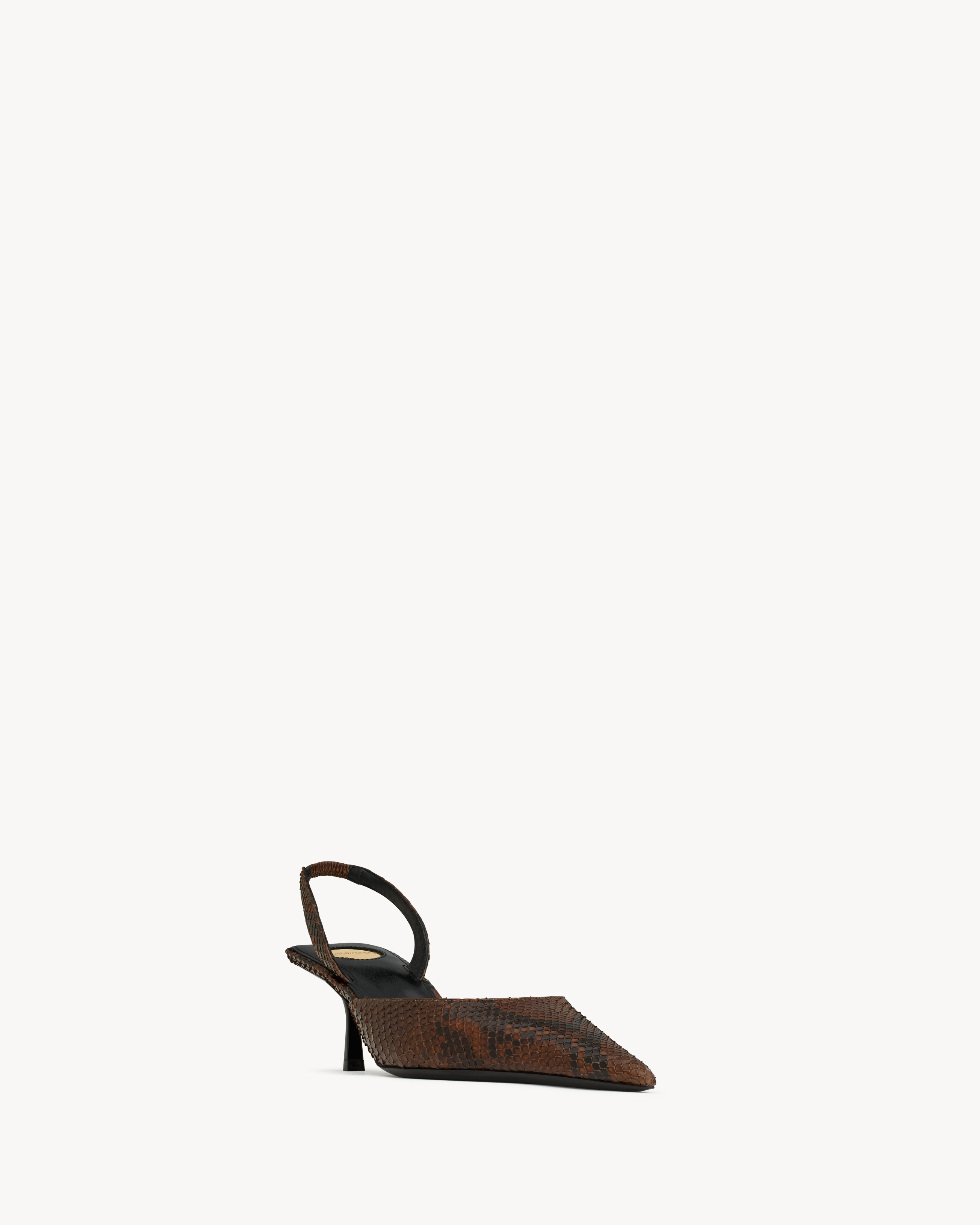 Zapatos de salón slingback de piel de pitón
