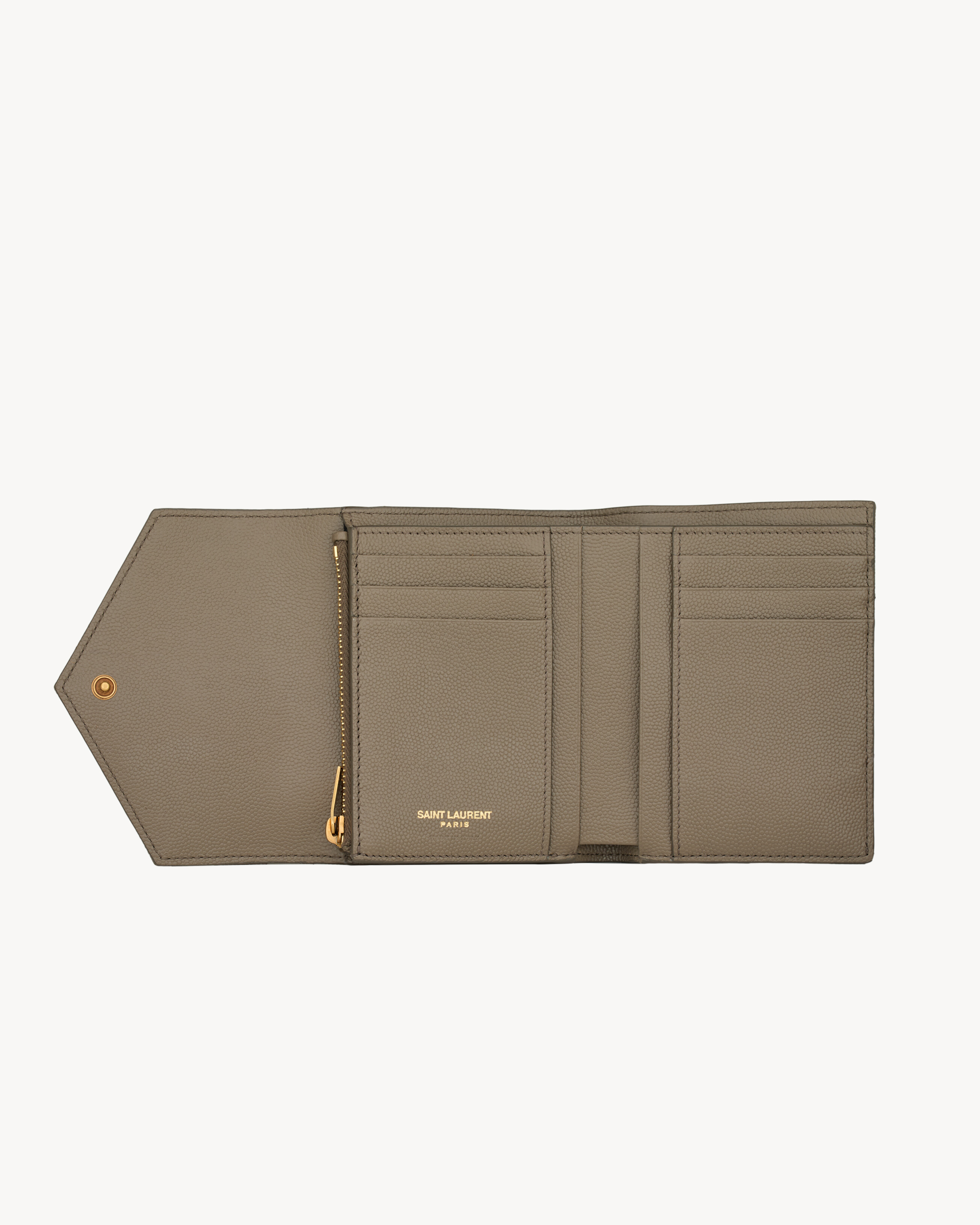 kompaktes CASSANDRE Trifold-Portemonnaie aus Leder mit GRAIN-DE-POUDRE-PRÄGUNG