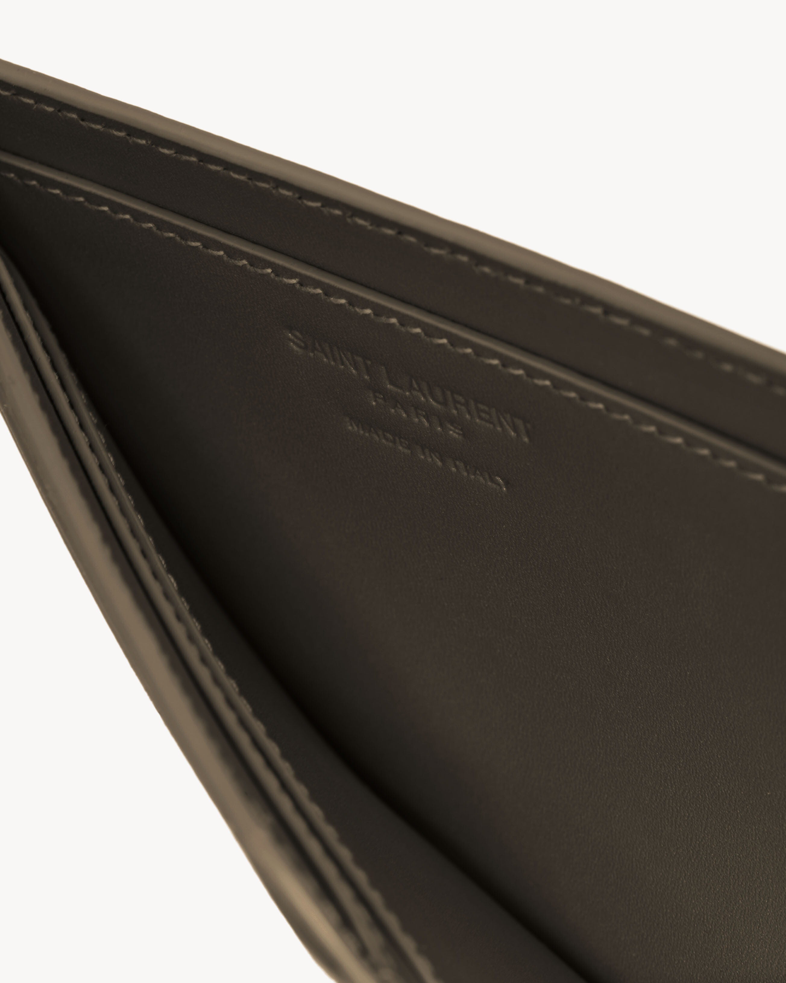 Saint Laurent Paris open card case in smooth leather in Brown