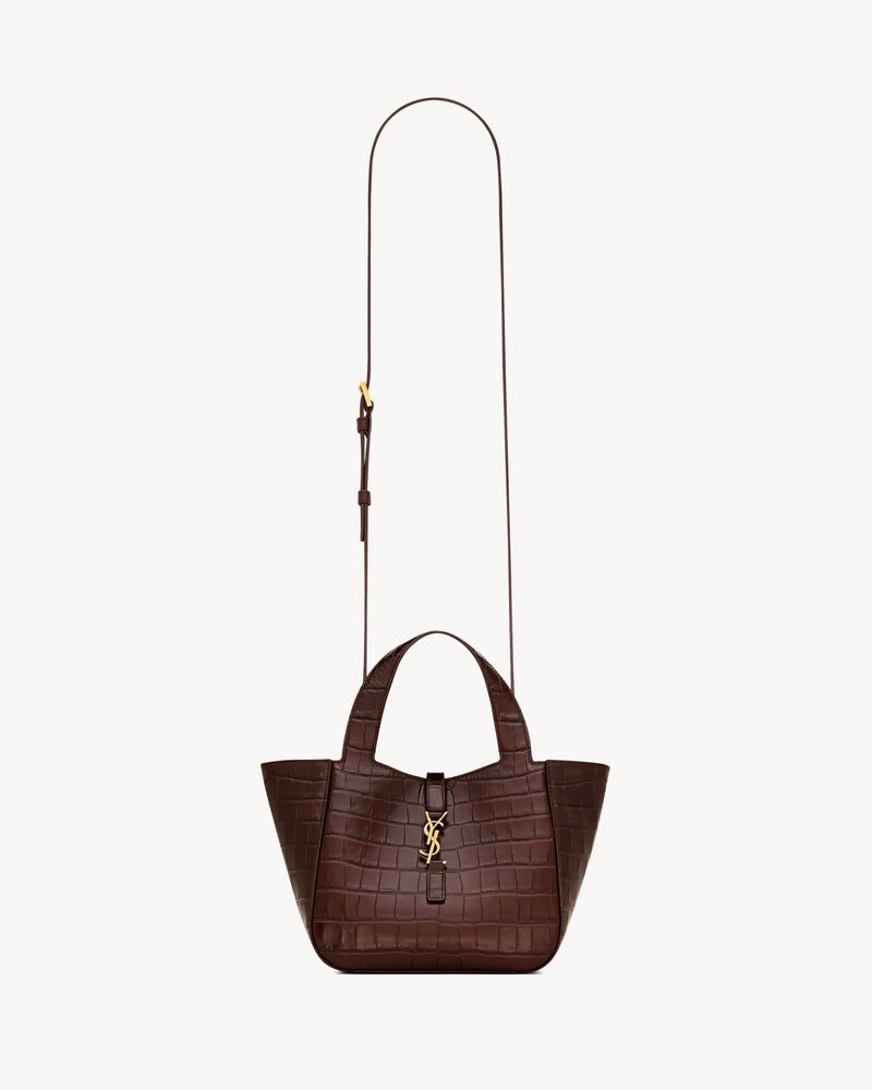 LE 5 À 7 BABY BEA in crocodile-embossed leather