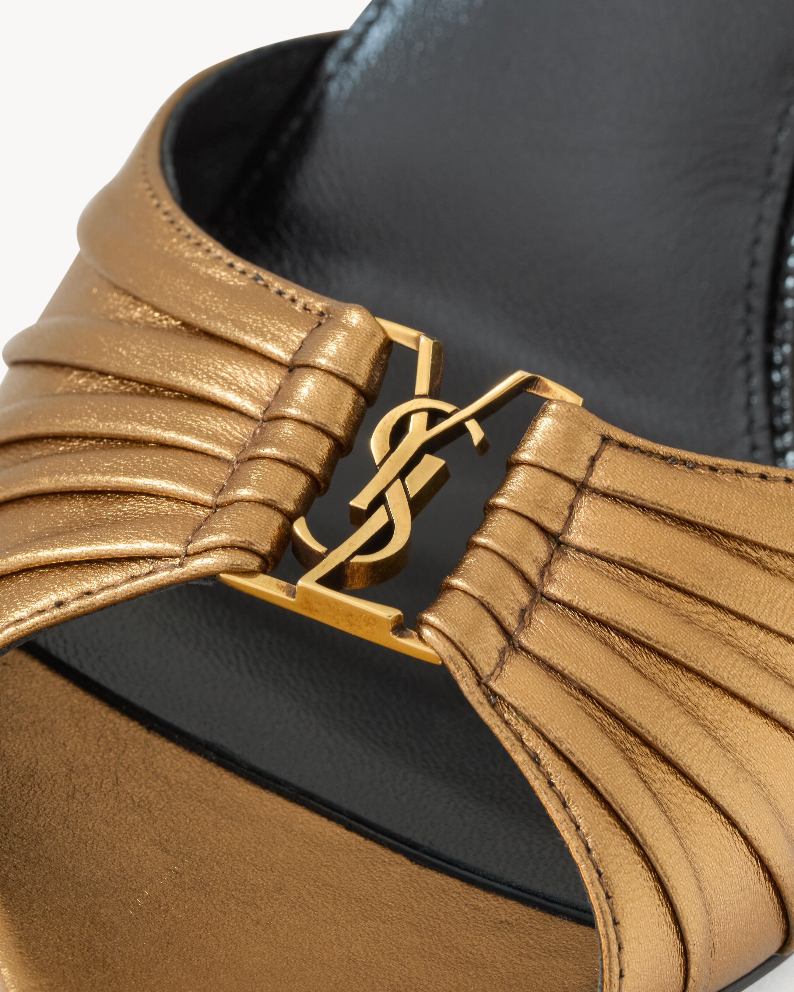 BABYLONE mules in metallic leather