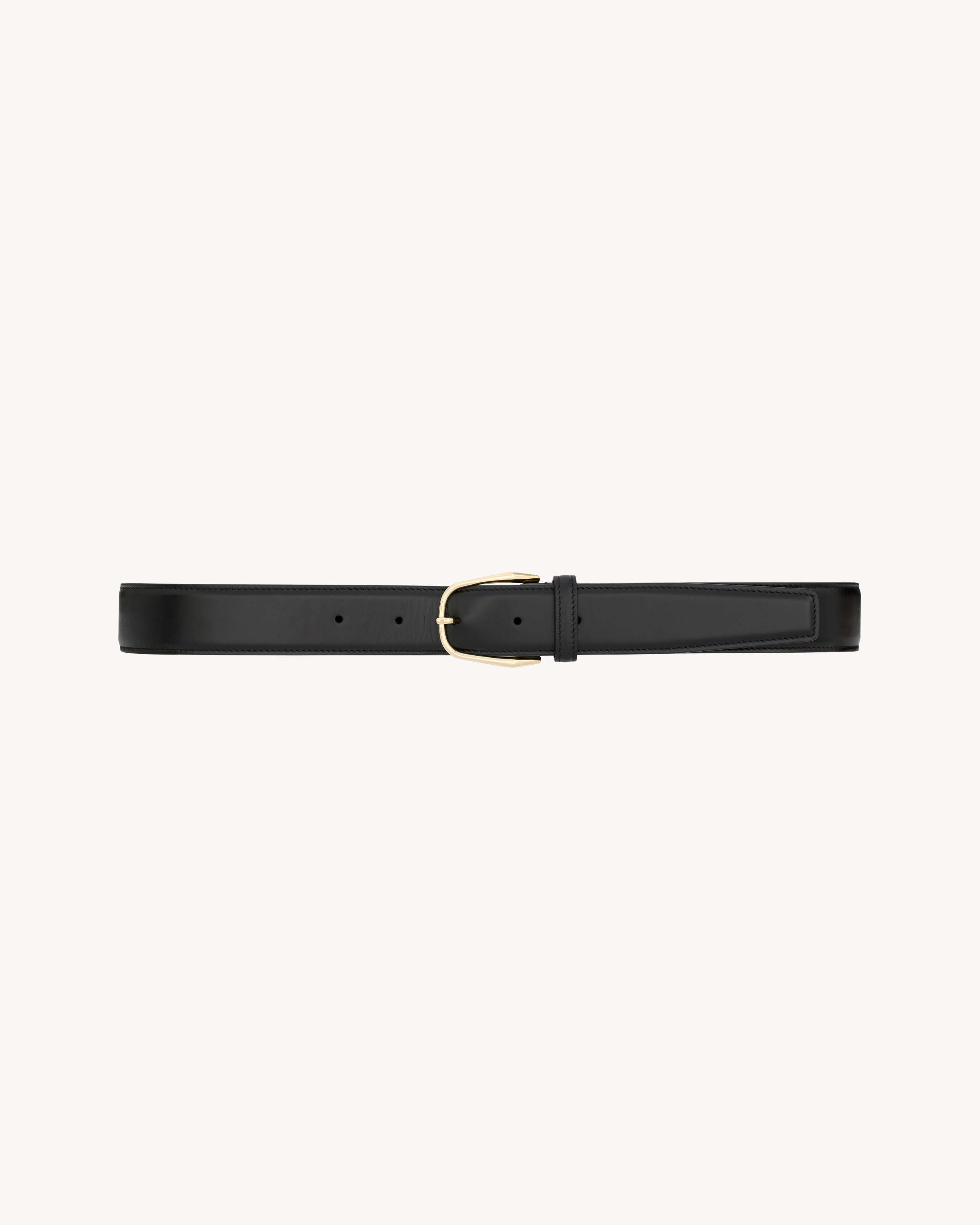 minimal buckle belt in smooth leather