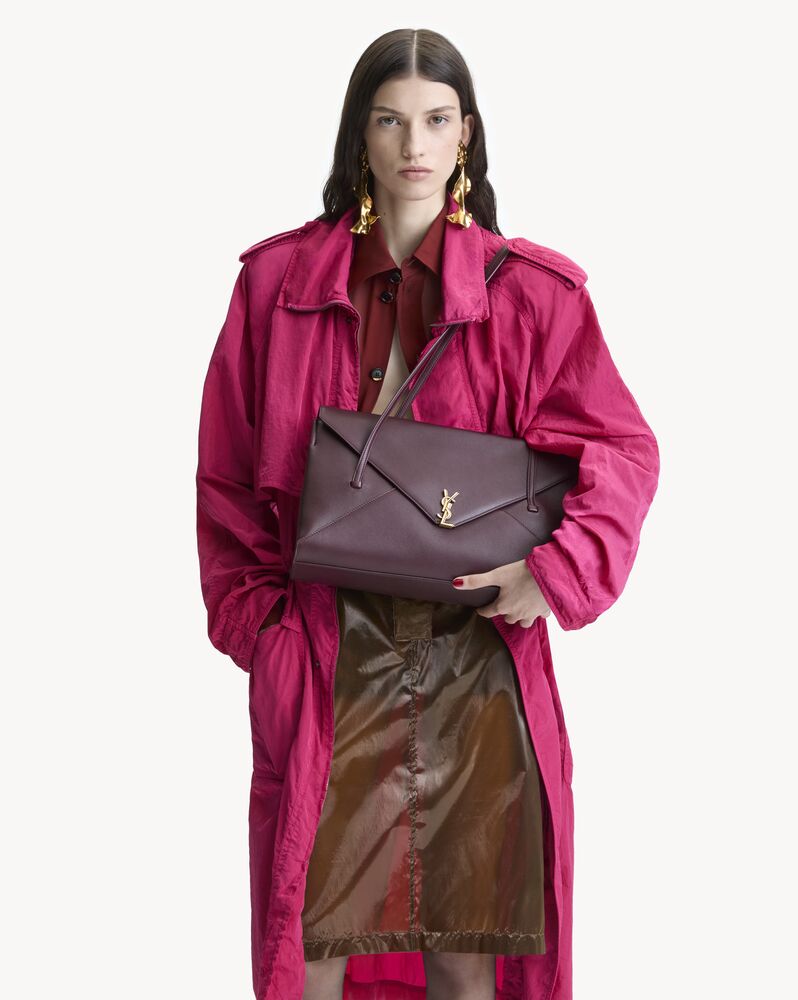 SIMONE medium in soft leather
