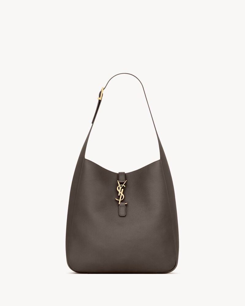 LE 5 À 7 supple large in grained leather