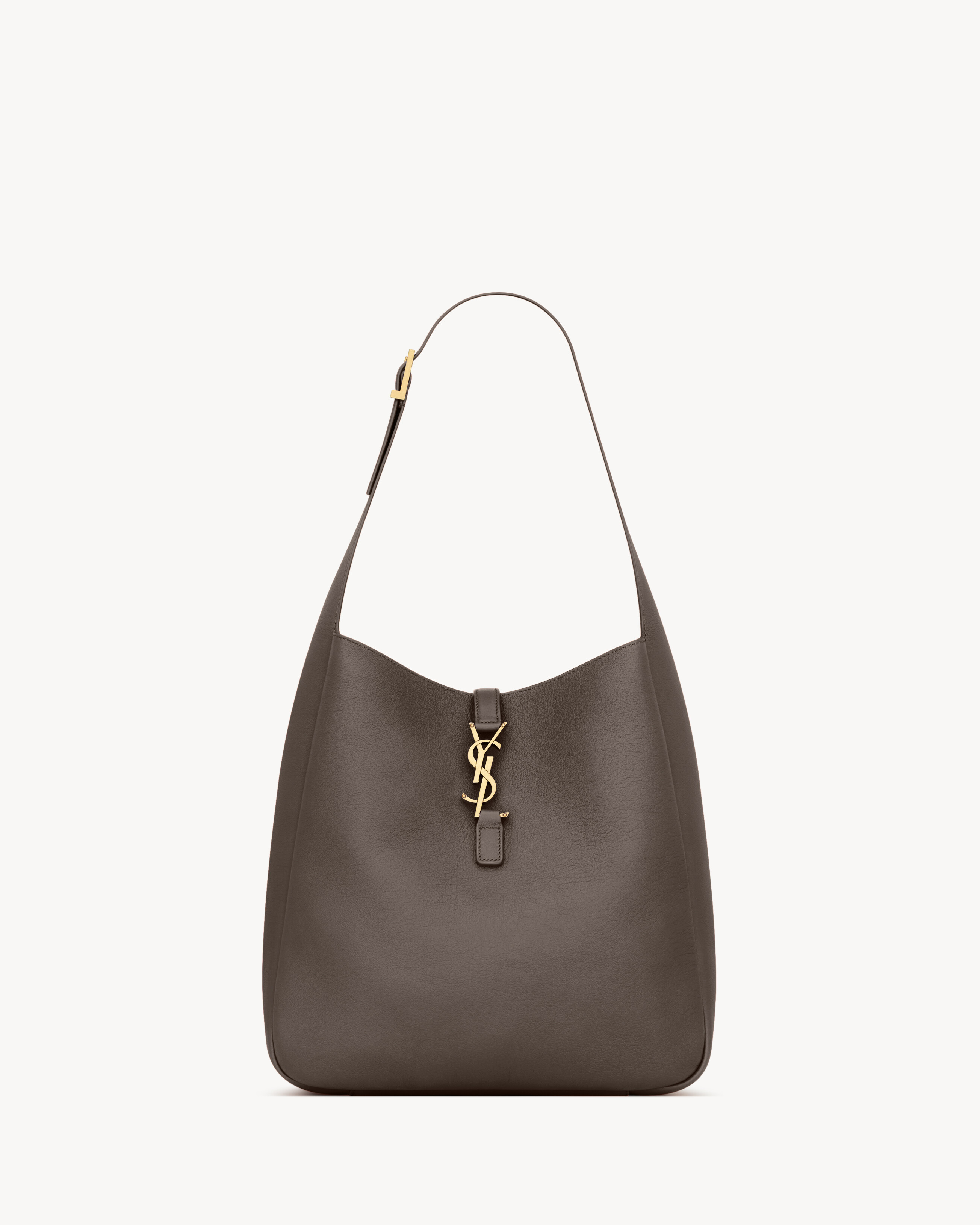 LE 5 À 7 supple large in grained leather