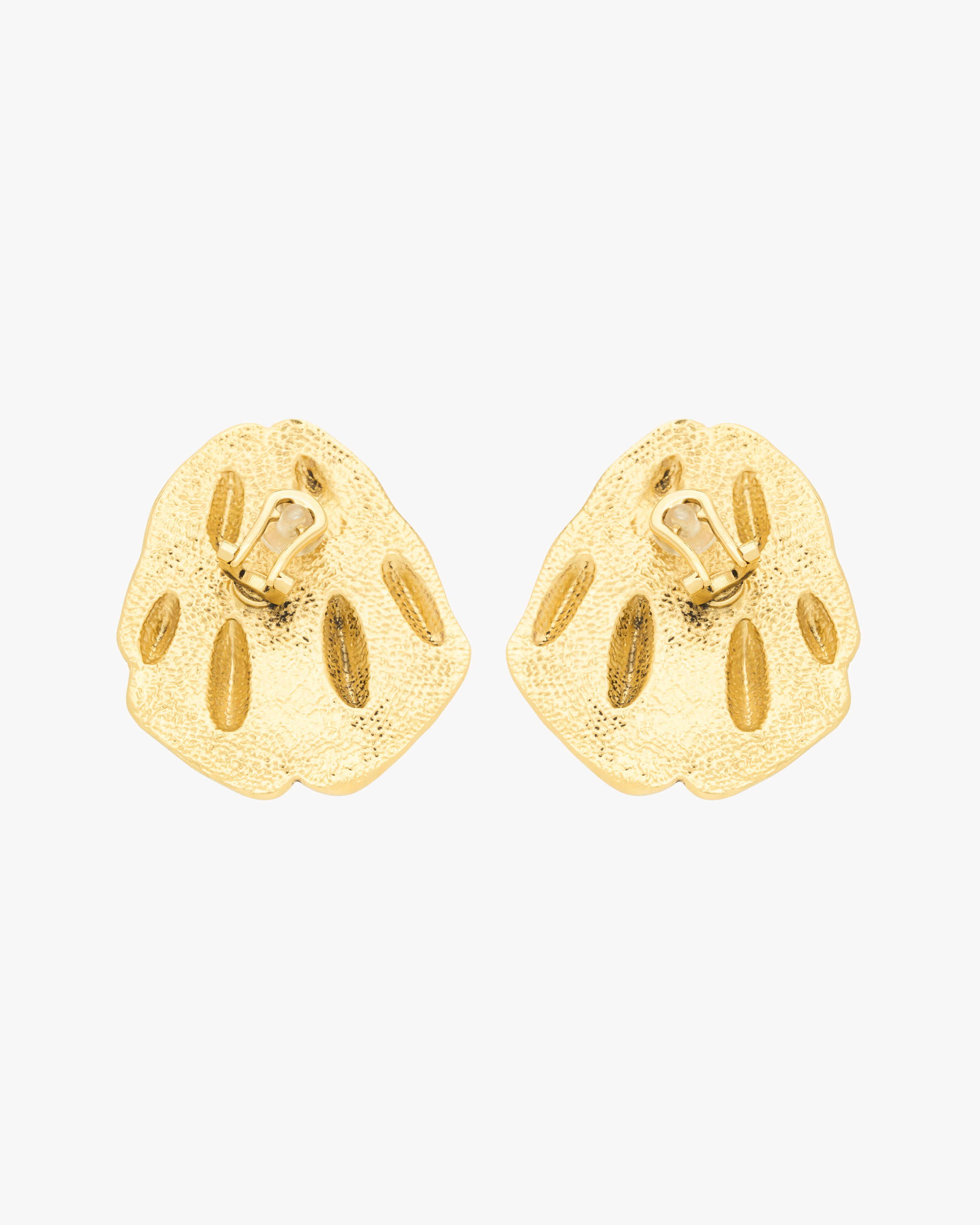 CASSANDRE crocodile earrings in metal