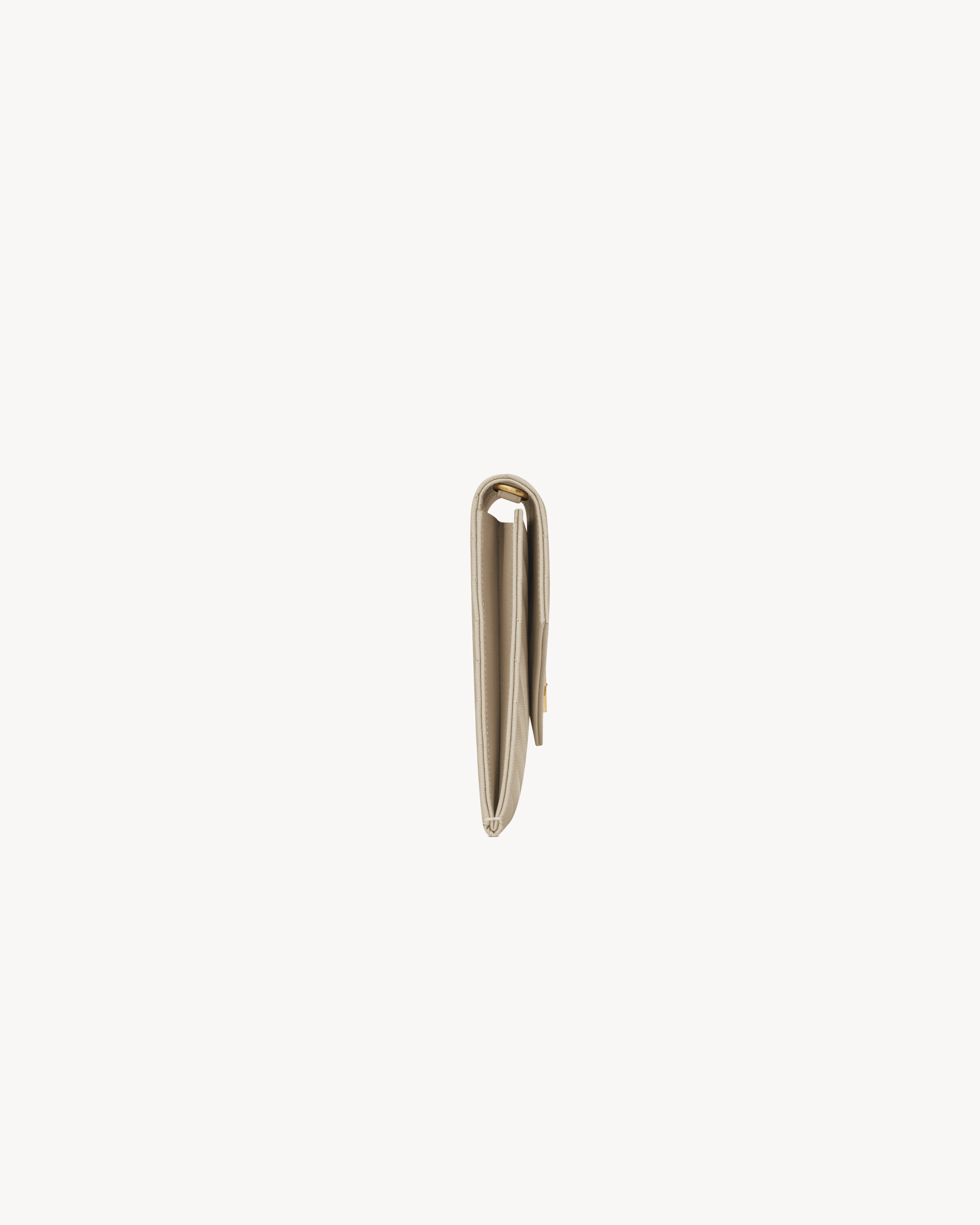 CASSANDRE MATELASSÉ FLAP POUCH in grain de poudre leather