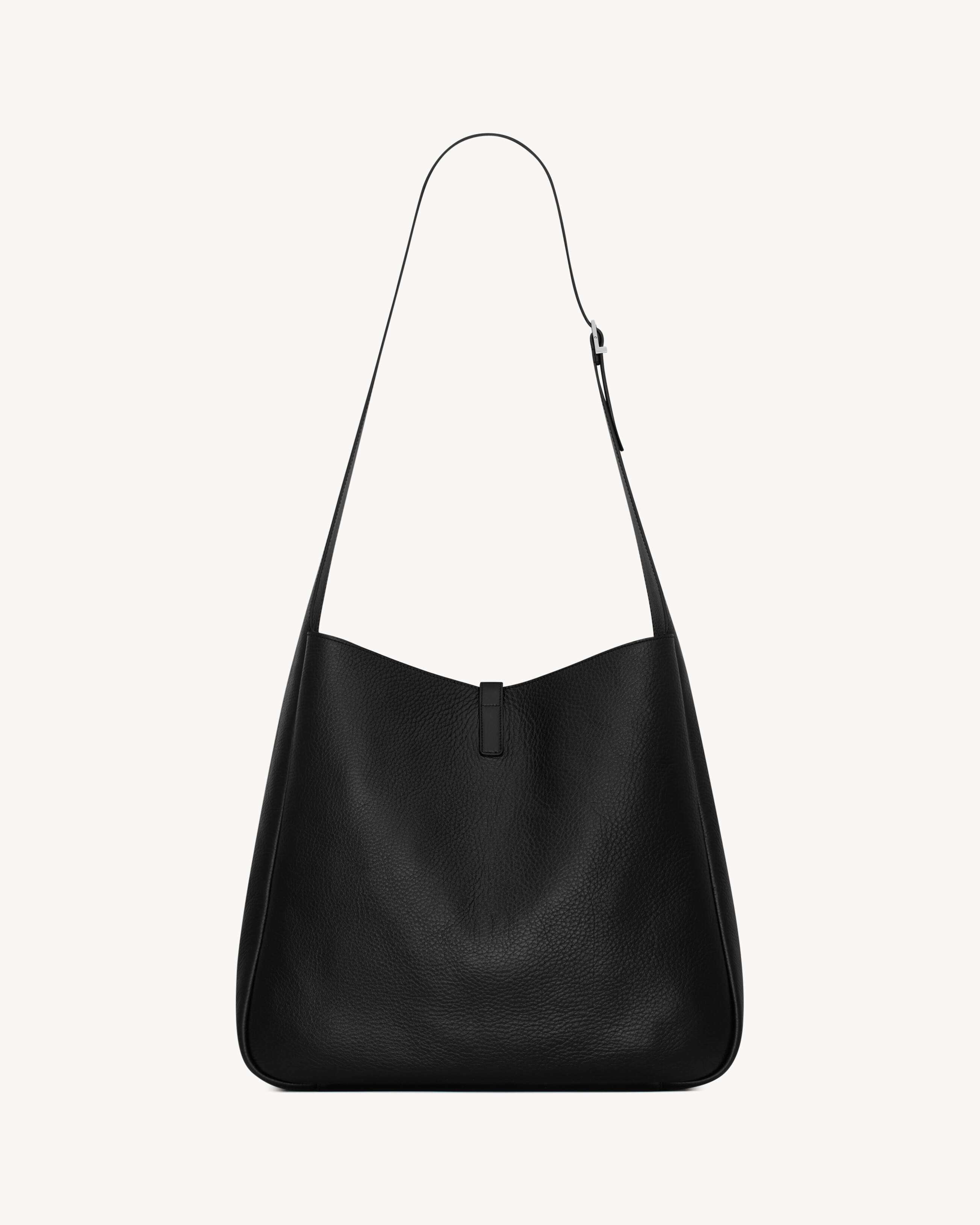 LE 5 À 7 maxi hobo in grained leather