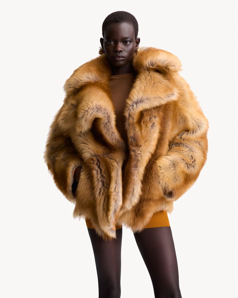 Cappotto corto in shearling