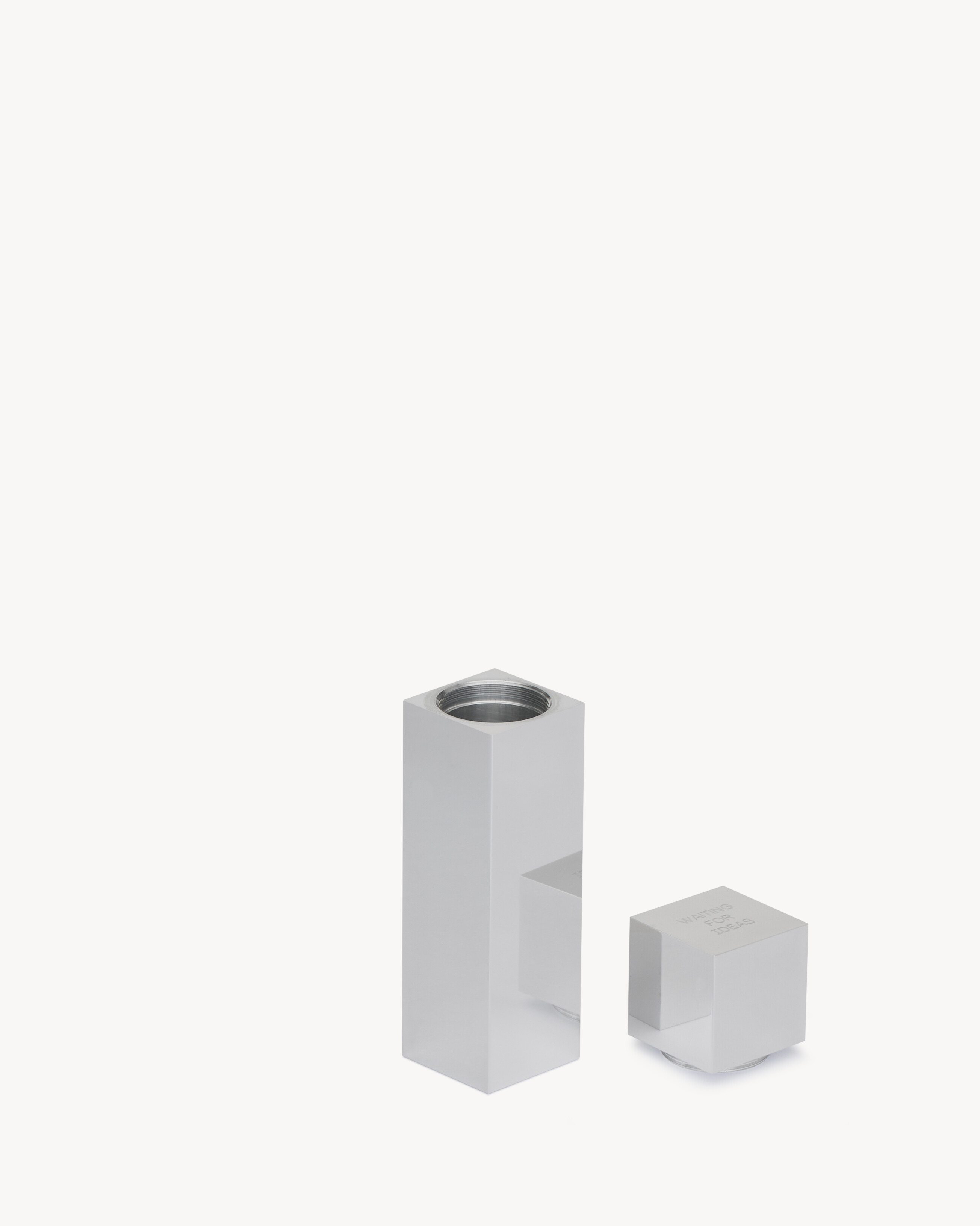 WAITING FOR IDEAS PORTABLE ASHTRAY