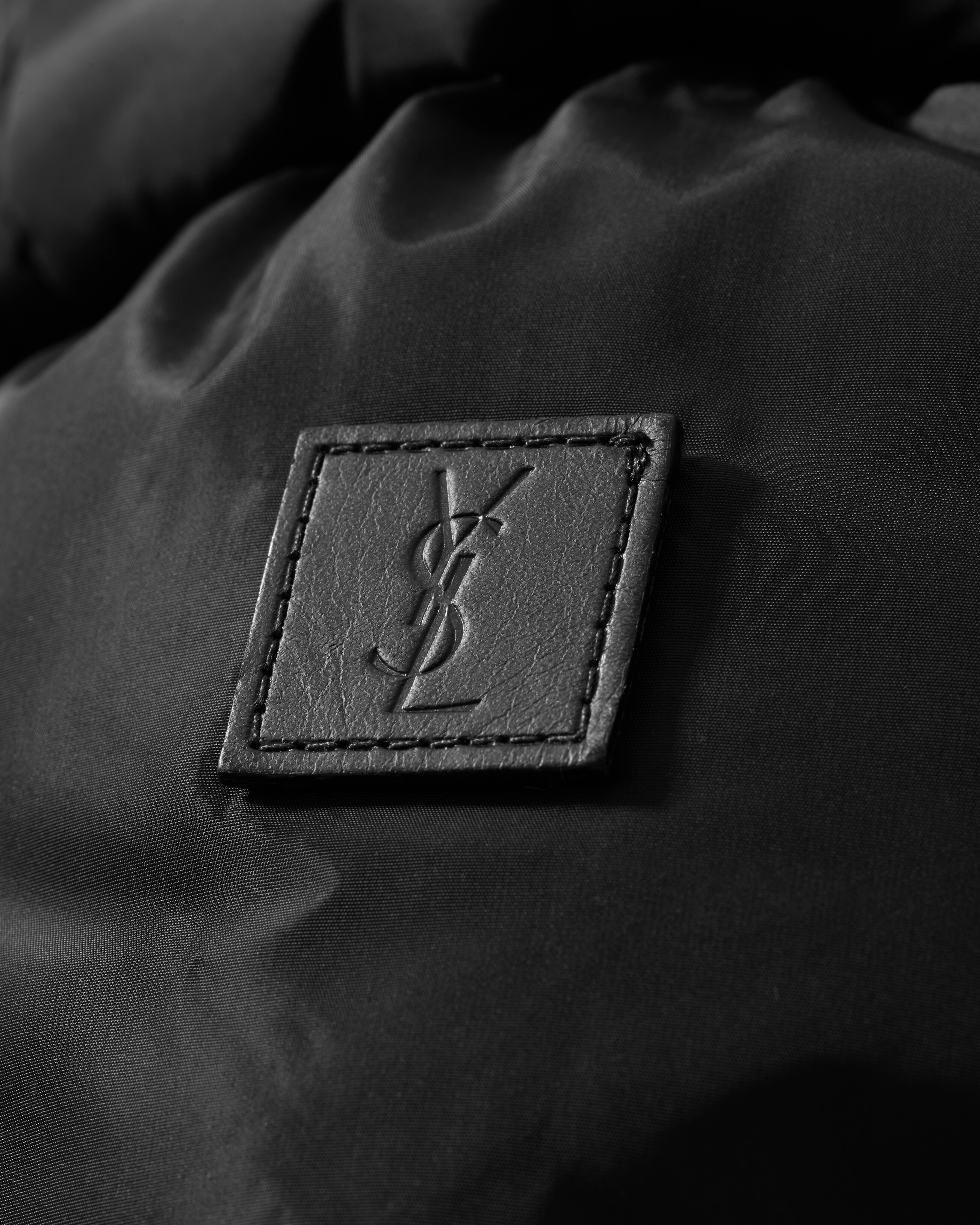 TRAPPER HAT IN NYLON, WOOL, CASHMERE, AND LEATHER