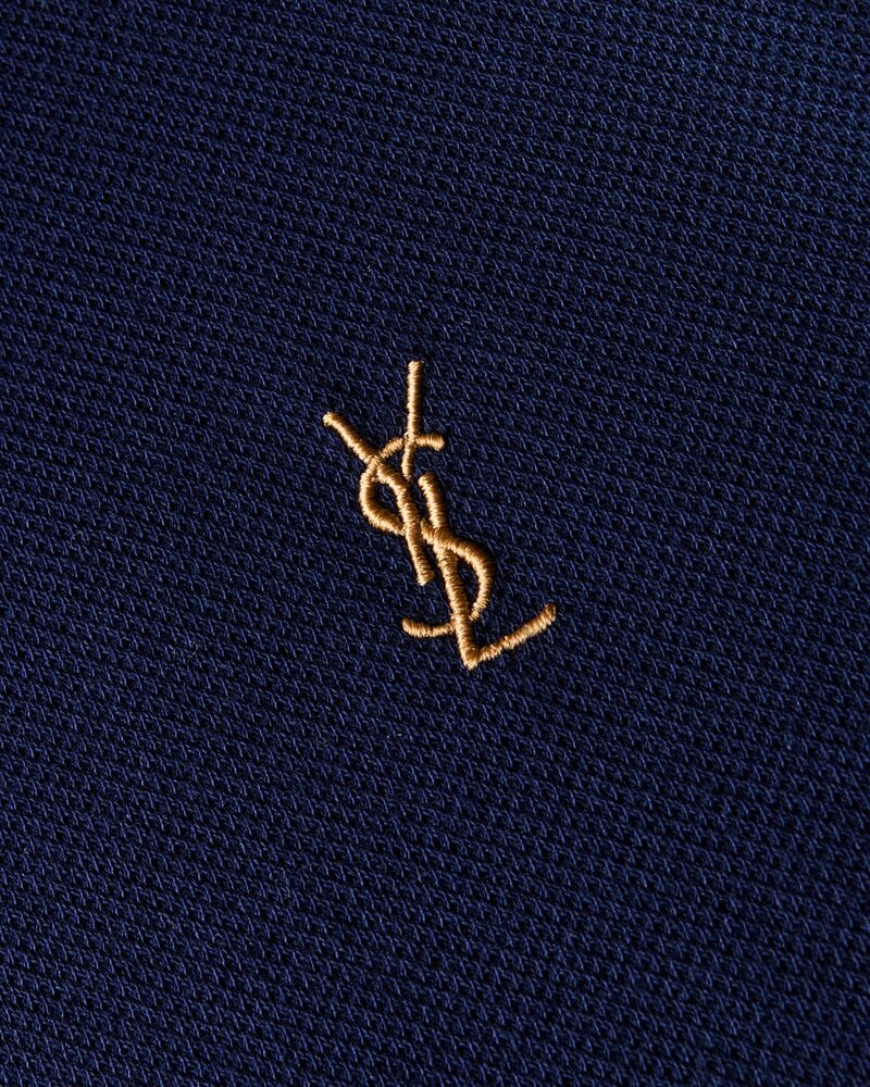 피케 소재의 CASSANDRE 티셔츠