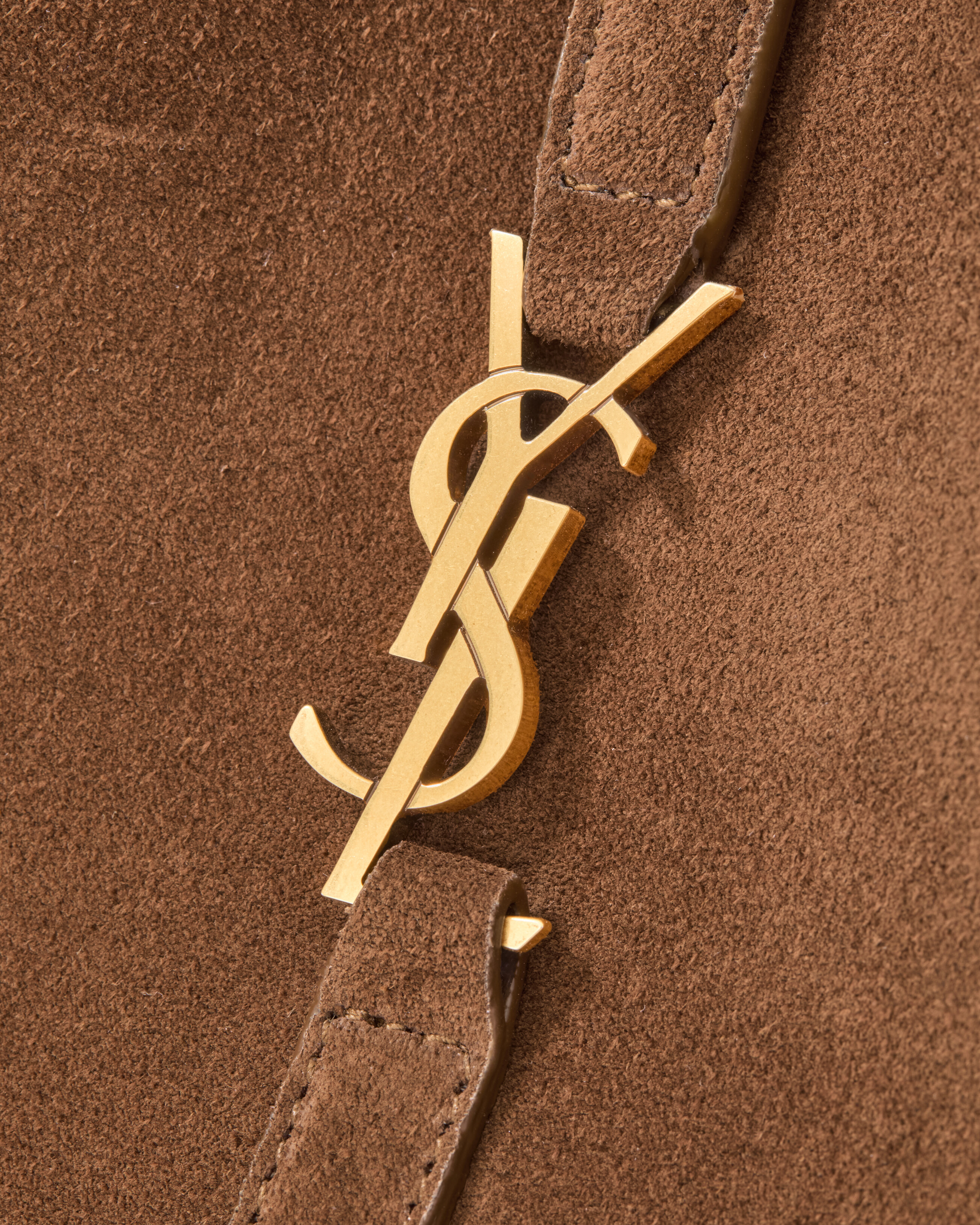 LE 5 À 7 BABY BEA in suede