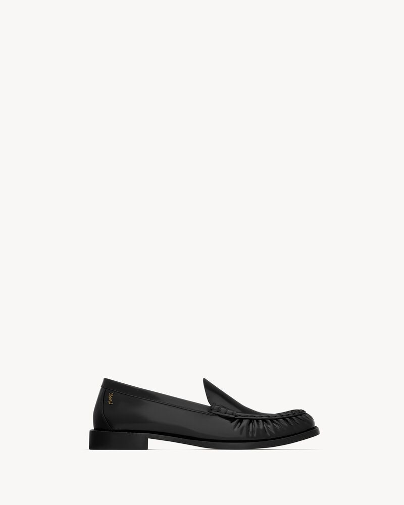 THEOBALD loafers in glazed leather