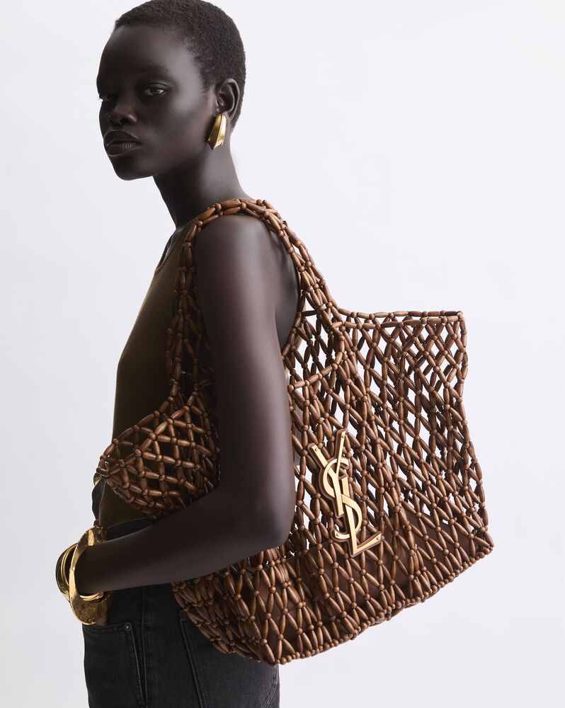 ICARE medium in wood beads