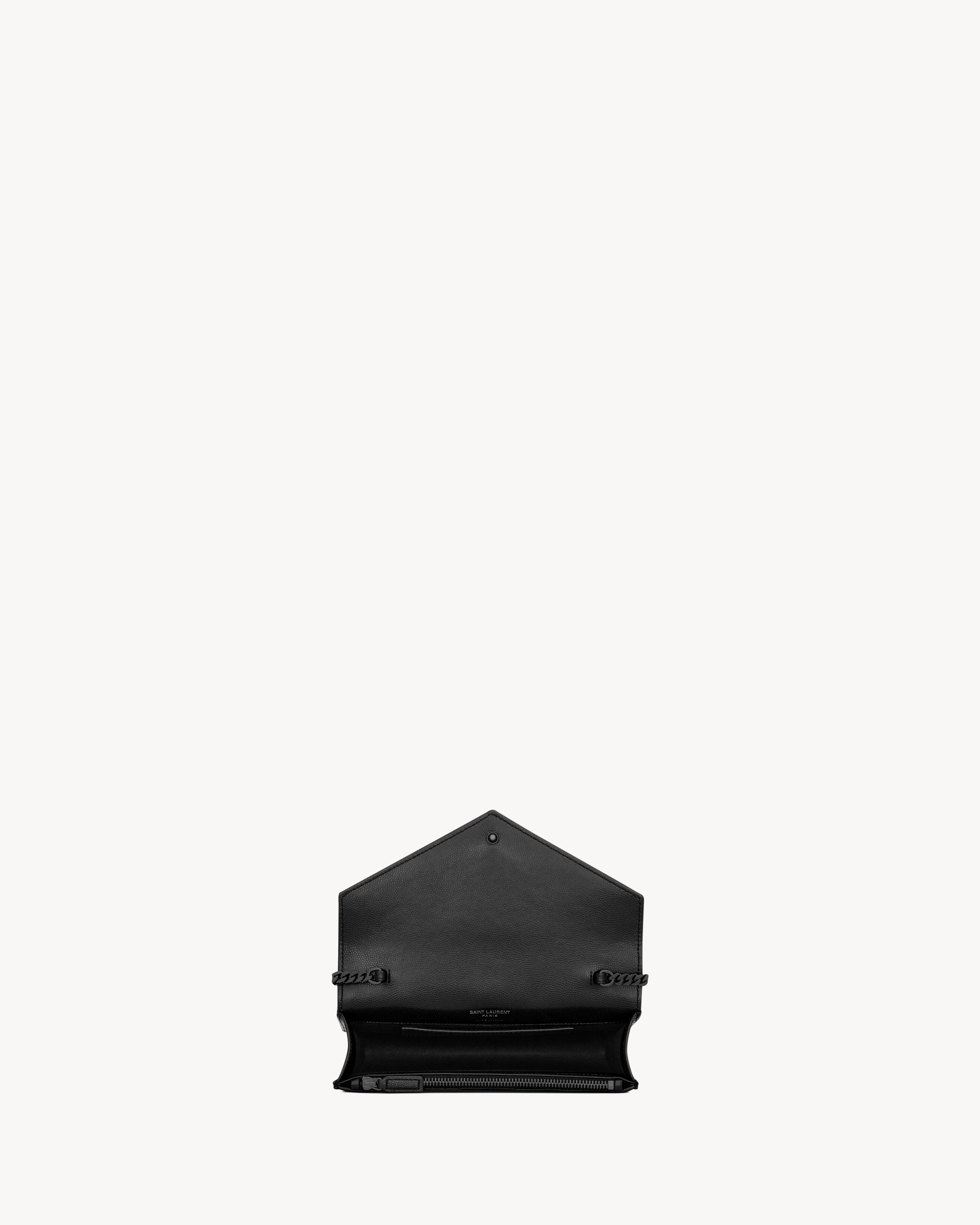 CASSANDRE ENVELOPE CHAIN WALLET IN GRAIN DE POUDRE LEATHER