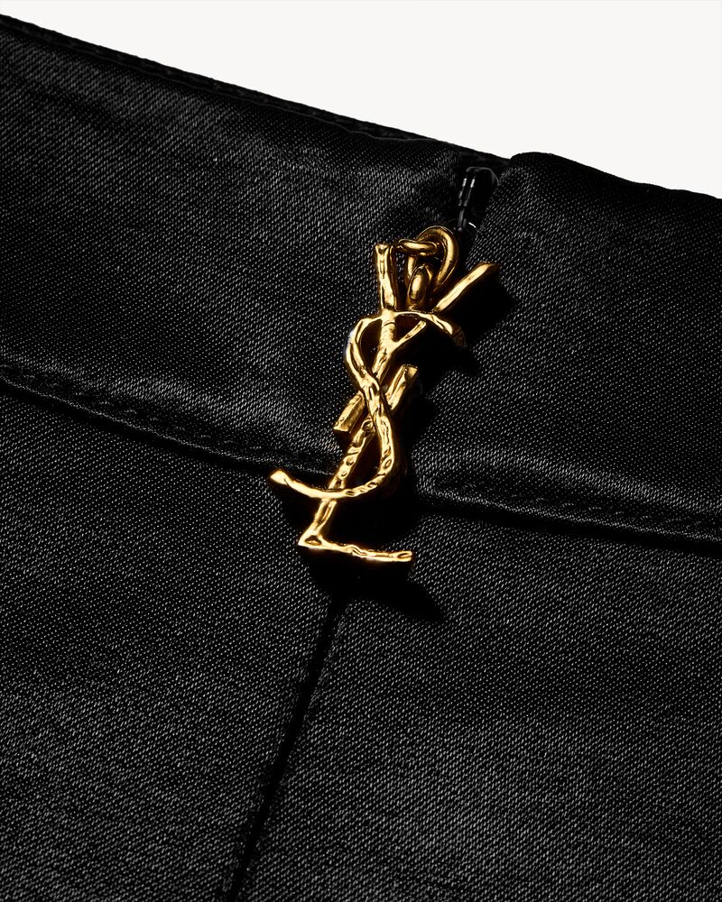 CASSANDRE pencil skirt in padded satin