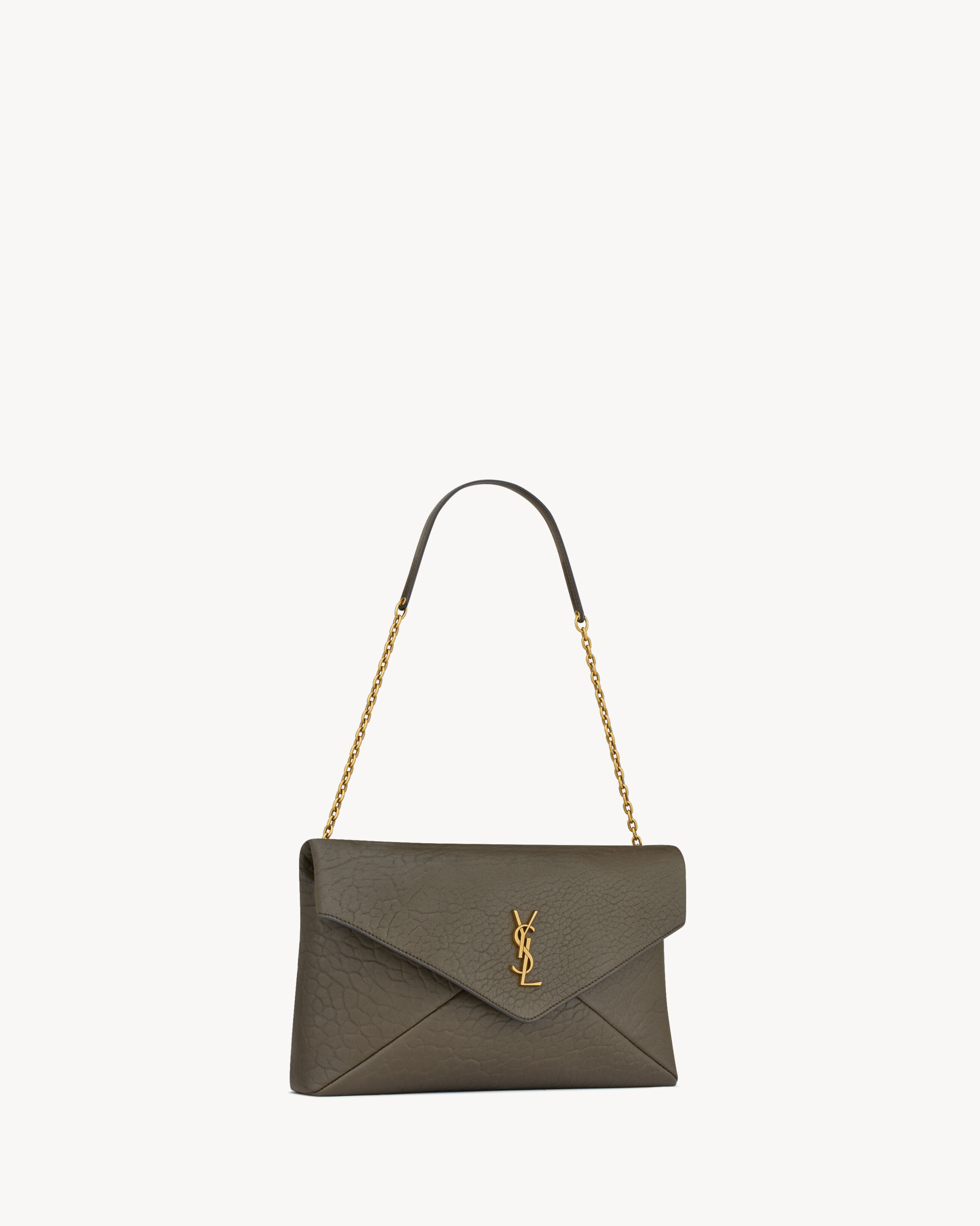 CASSANDRE pouch on chain in lambskin
