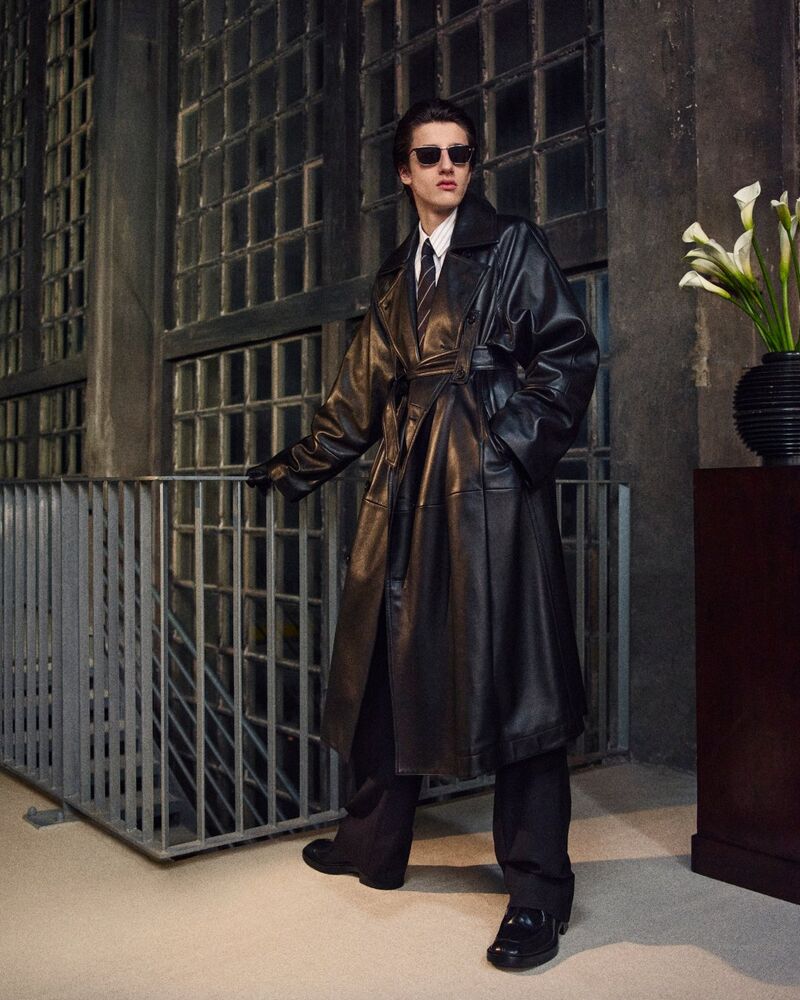 long coat in plunged lambskin