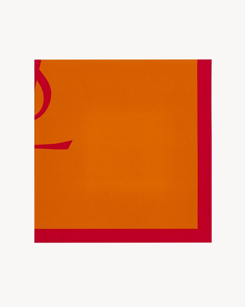 CASSANDRE square scarf in silk twill