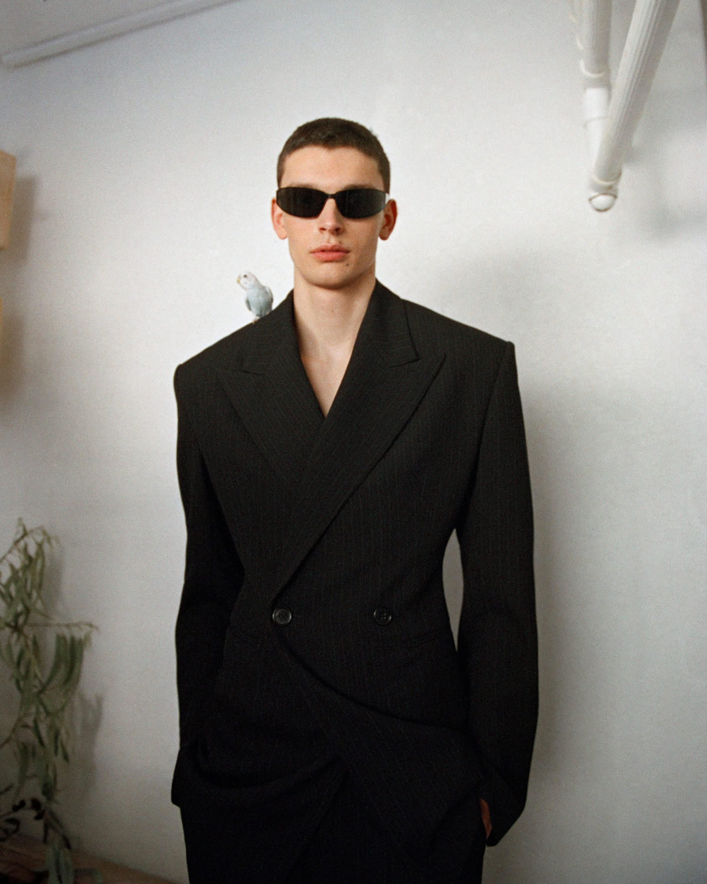 Men FALL26 Campaign > Double 1 BLACK SUIT