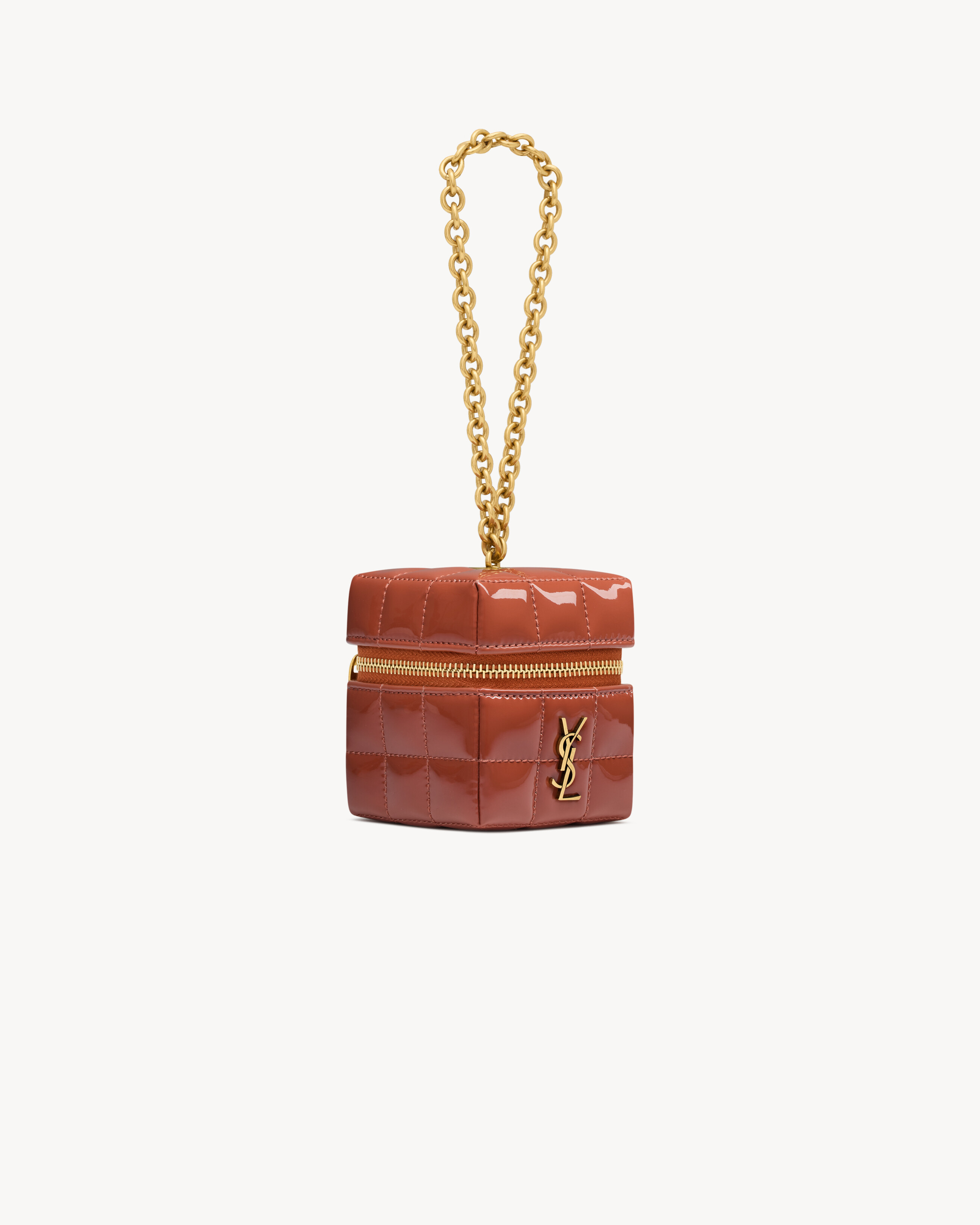 CASSANDRE MATELASSÉ CARRÉ mini cube in patent leather