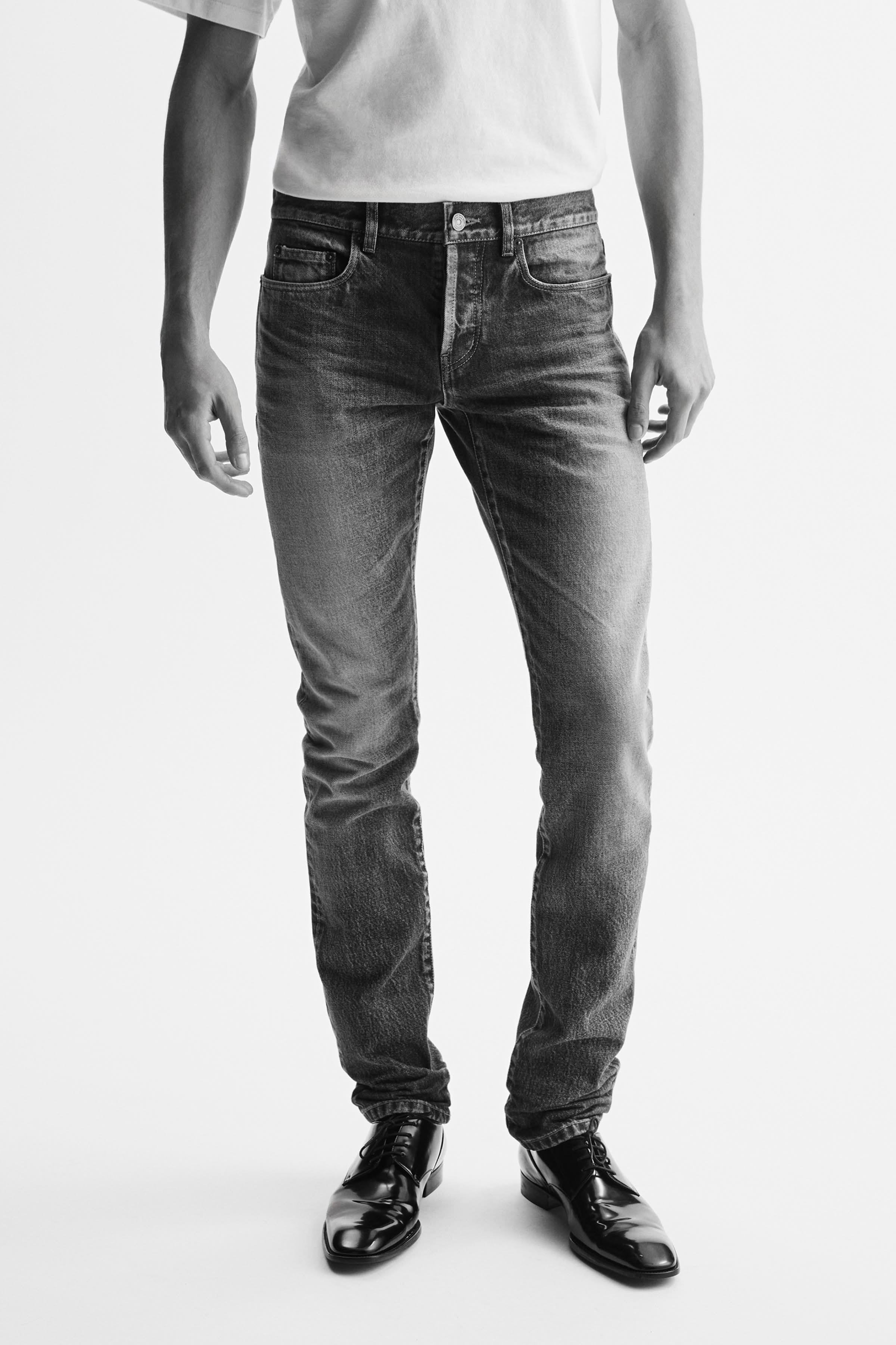 SINGLE 2 > SLIM FIT > image