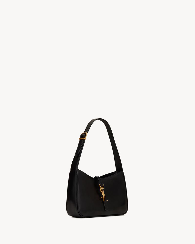 LE 5 À 7ホーボーバッグ（パテントレザー） ブラック | Saint Laurent