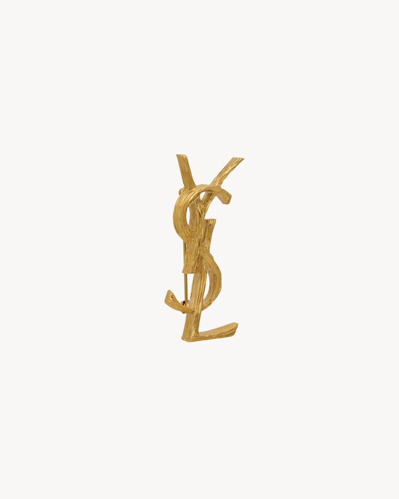 CASSANDRE brooch in metal