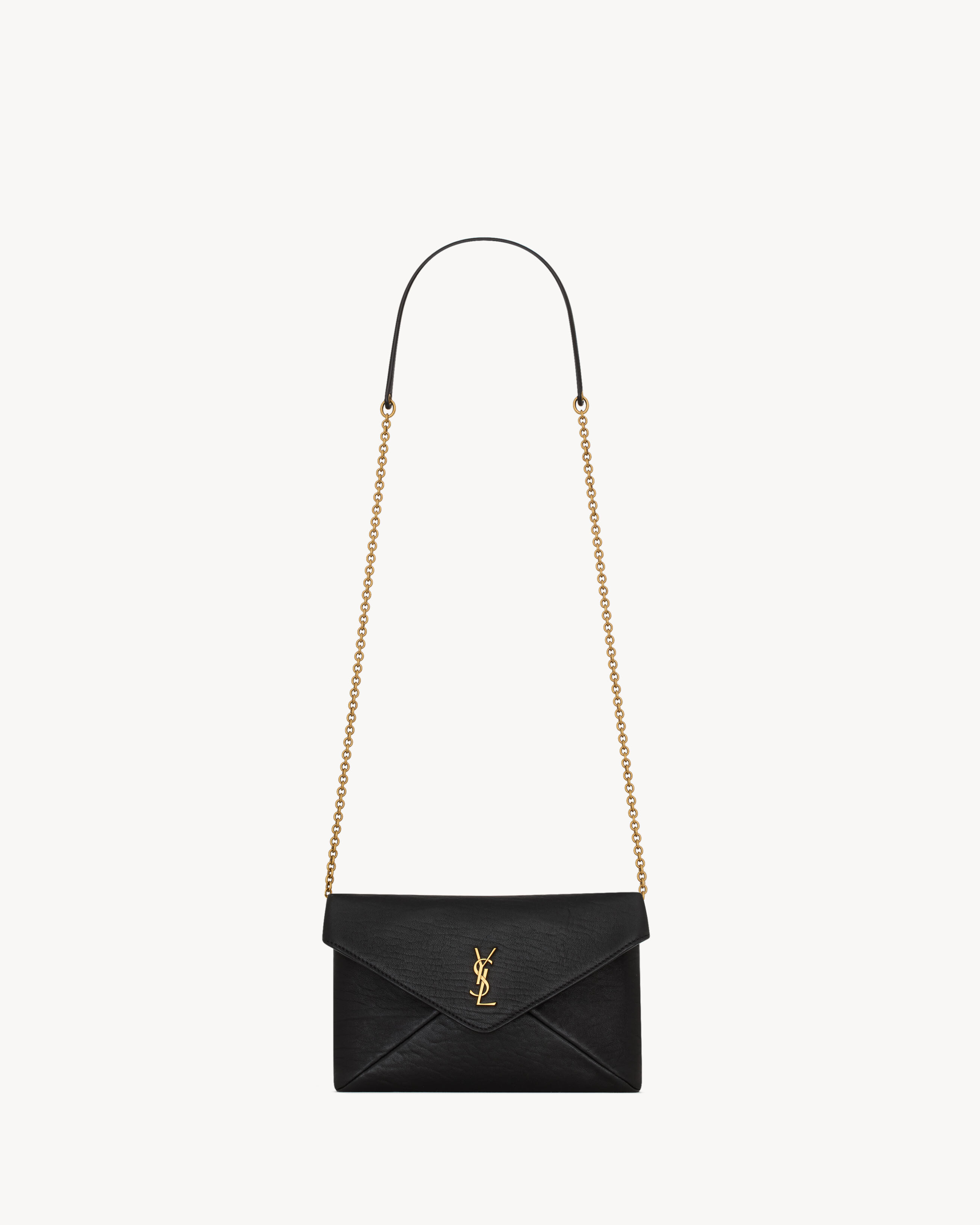 CASSANDRE small chain pouch in lambskin