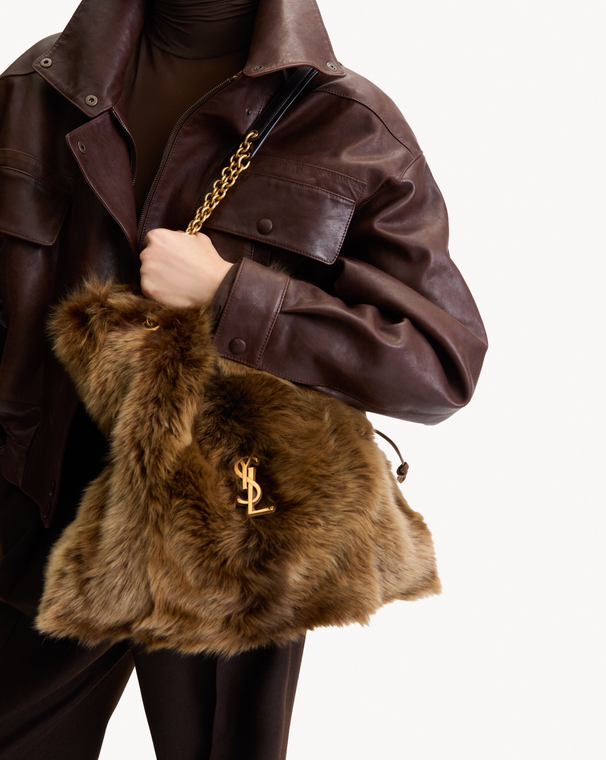 JAMIE SHOPPING in shearling
